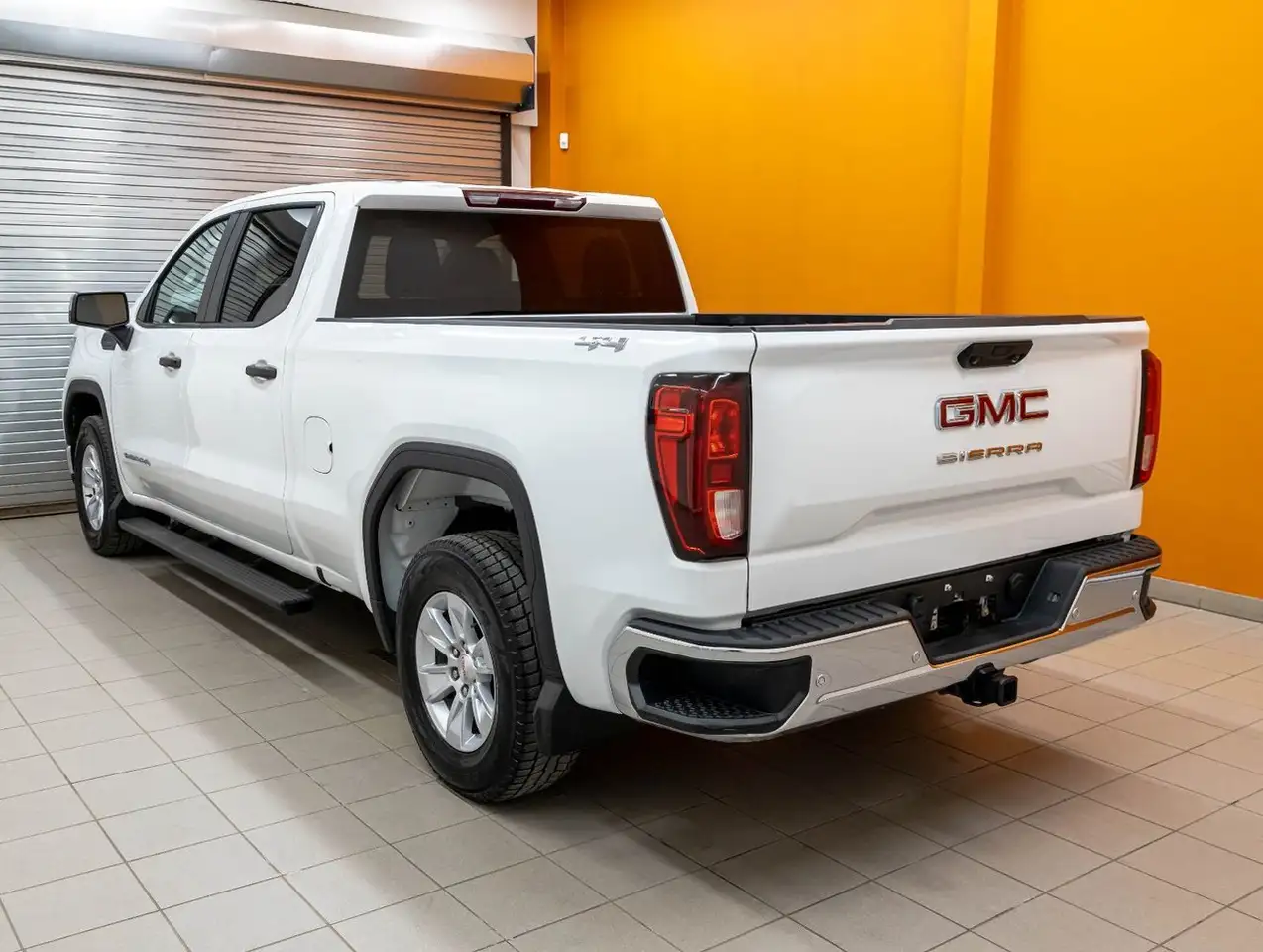 GMC Sierra 1500 снимка GMC Sierra 1500