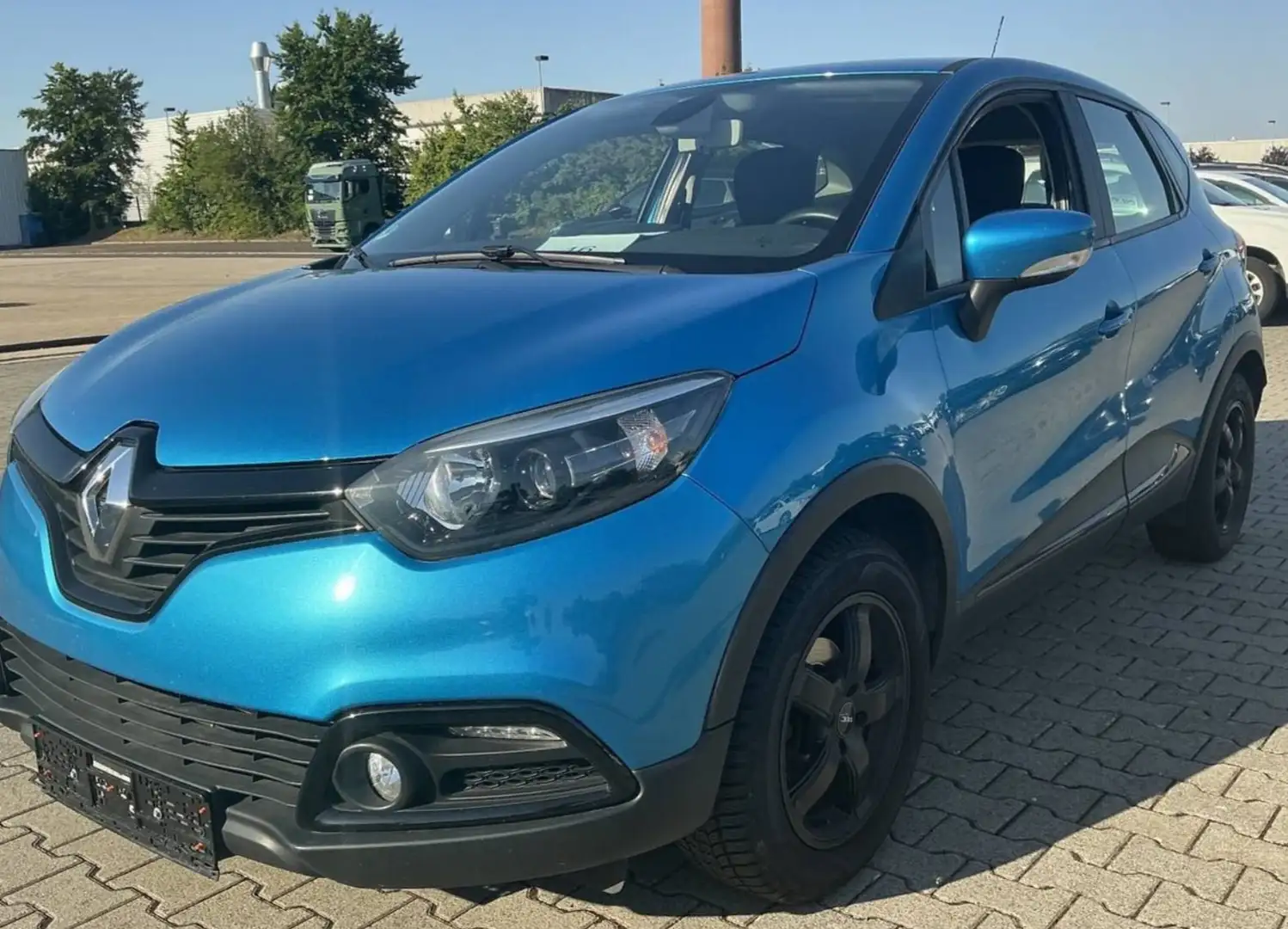 Renault Captur Dynamique Blau - 2
