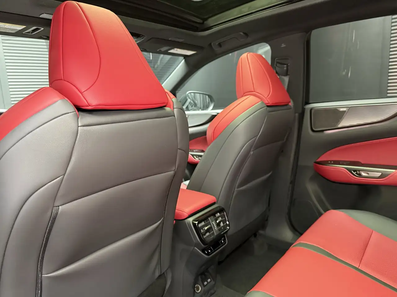 Lexus NX снимка Lexus NX