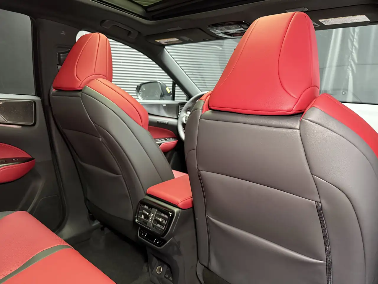 Lexus NX снимка Lexus NX
