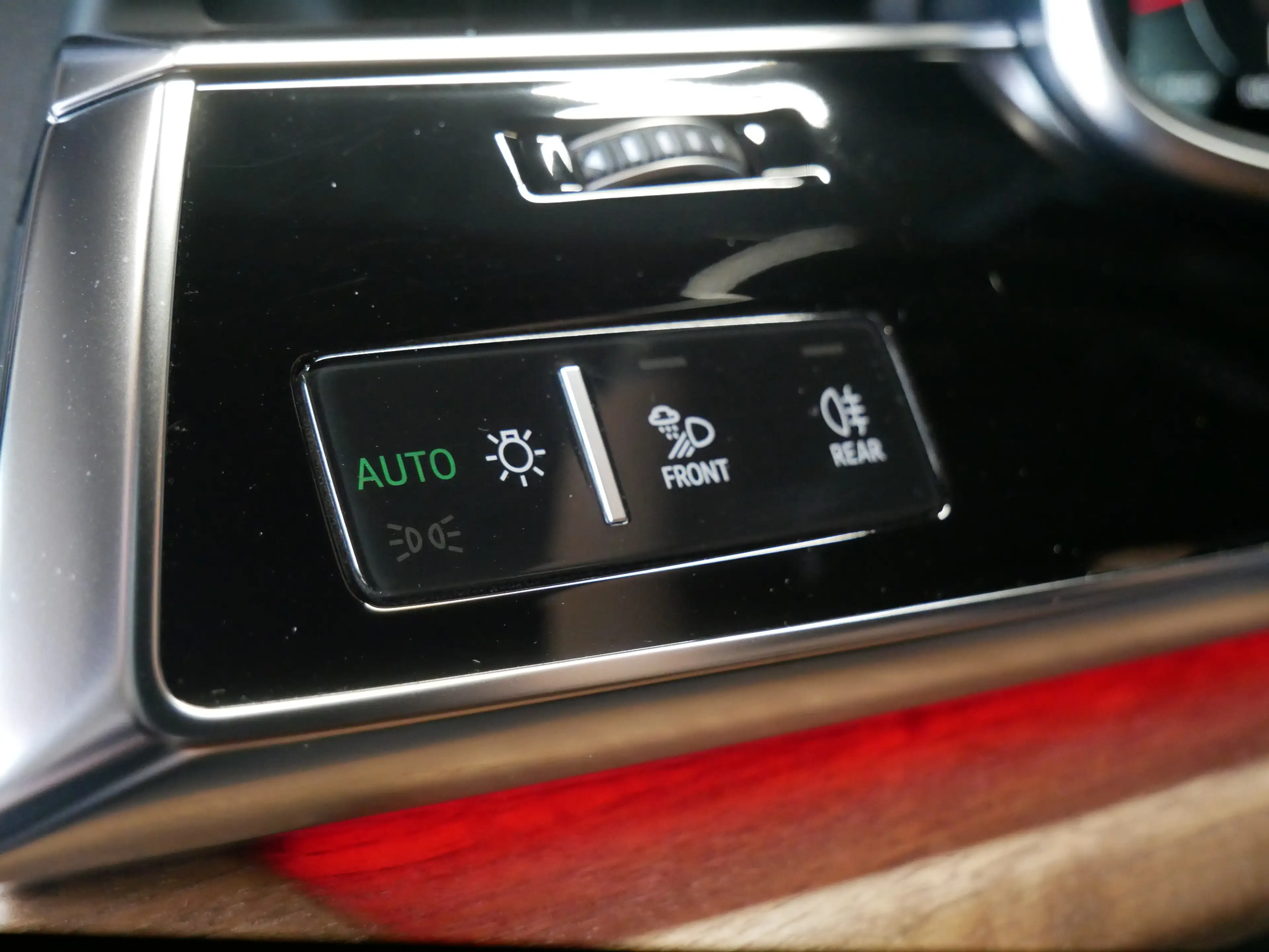 Audi SQ7 4.0 TFSI quattro Exclusive 22 S Line Voll — photo 11
