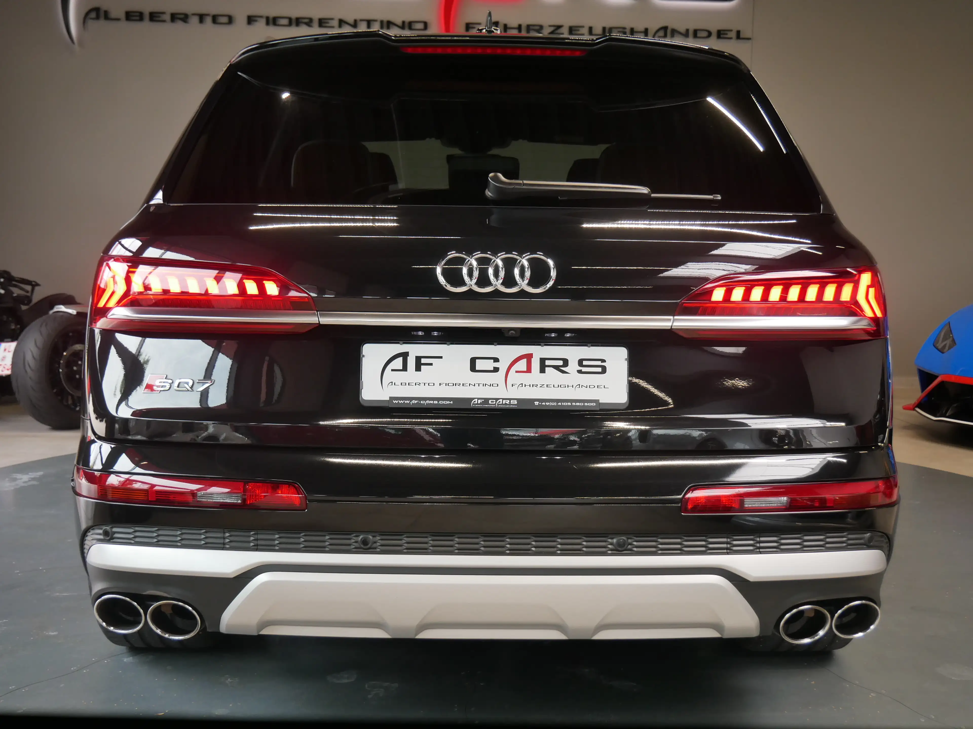 Audi SQ7 4.0 TFSI quattro Exclusive 22 S Line Voll — photo 6