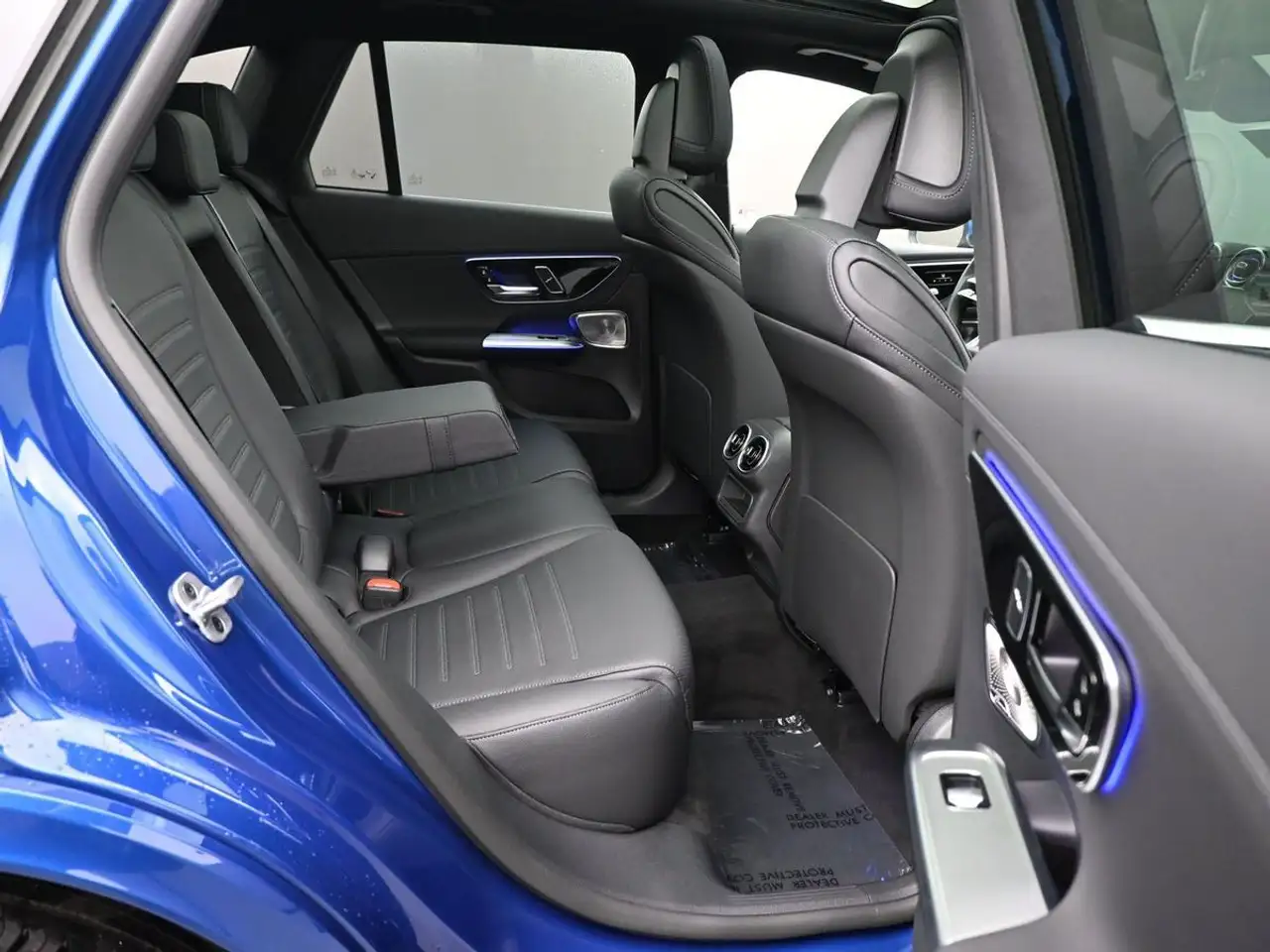 Mercedes-Benz GLC снимка Mercedes-Benz GLC