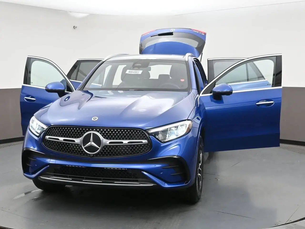 Mercedes-Benz GLC снимка Mercedes-Benz GLC