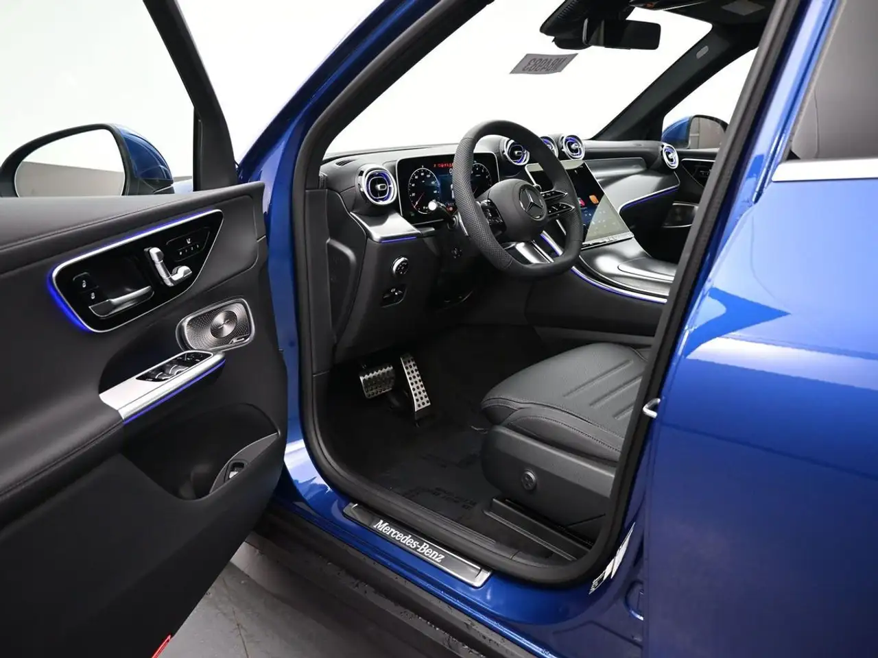 Mercedes-Benz GLC снимка Mercedes-Benz GLC