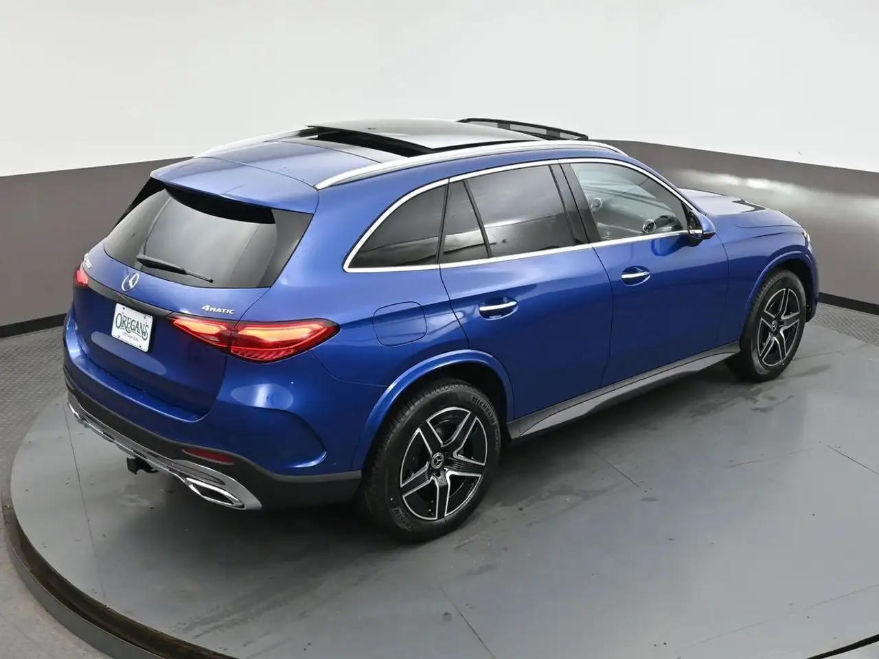 Mercedes-Benz GLC снимка Mercedes-Benz GLC