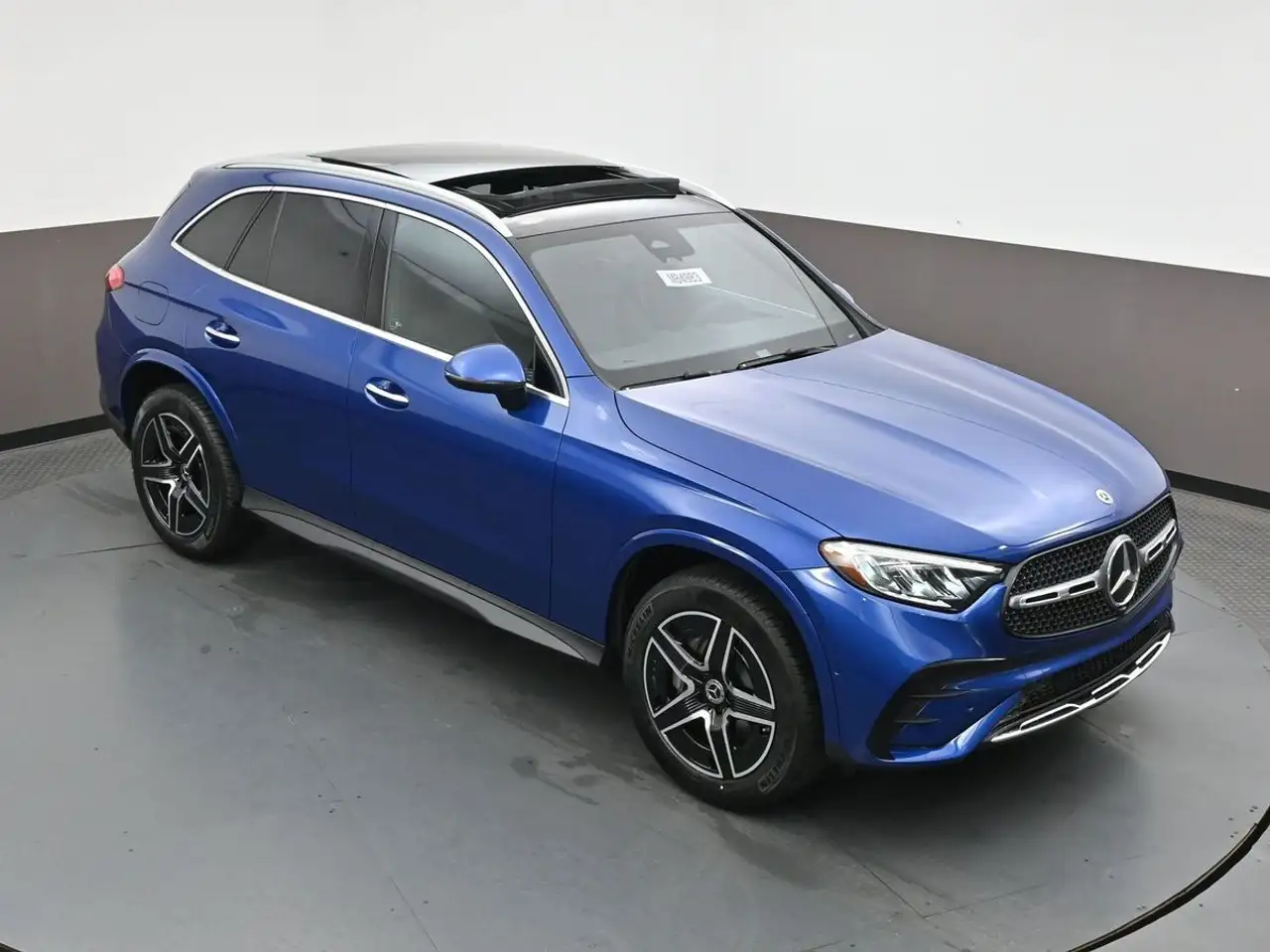 Mercedes-Benz GLC снимка Mercedes-Benz GLC