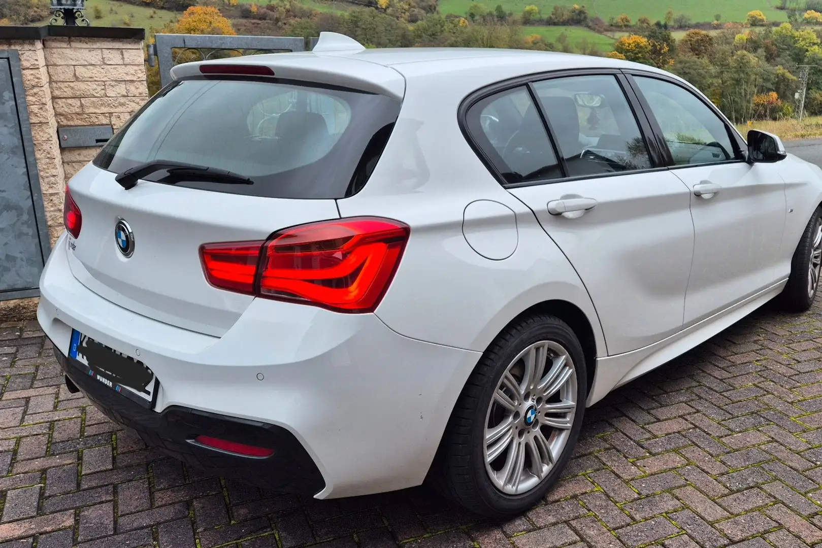 BMW 118 i M Sport Navi Freisprecheinr LED PDC Tempoma Blanc - 2