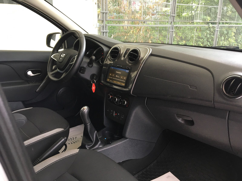Dacia Logan MCV II Kombi Stepway/Navi/Klima/Temp/Kam — photo 12