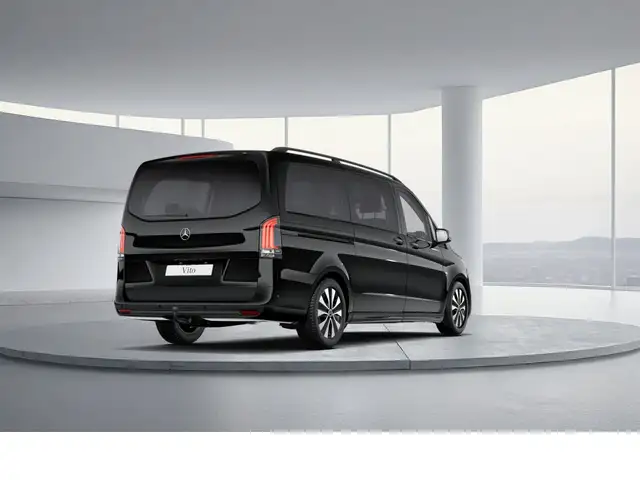 Mercedes-Benz Vito view 4