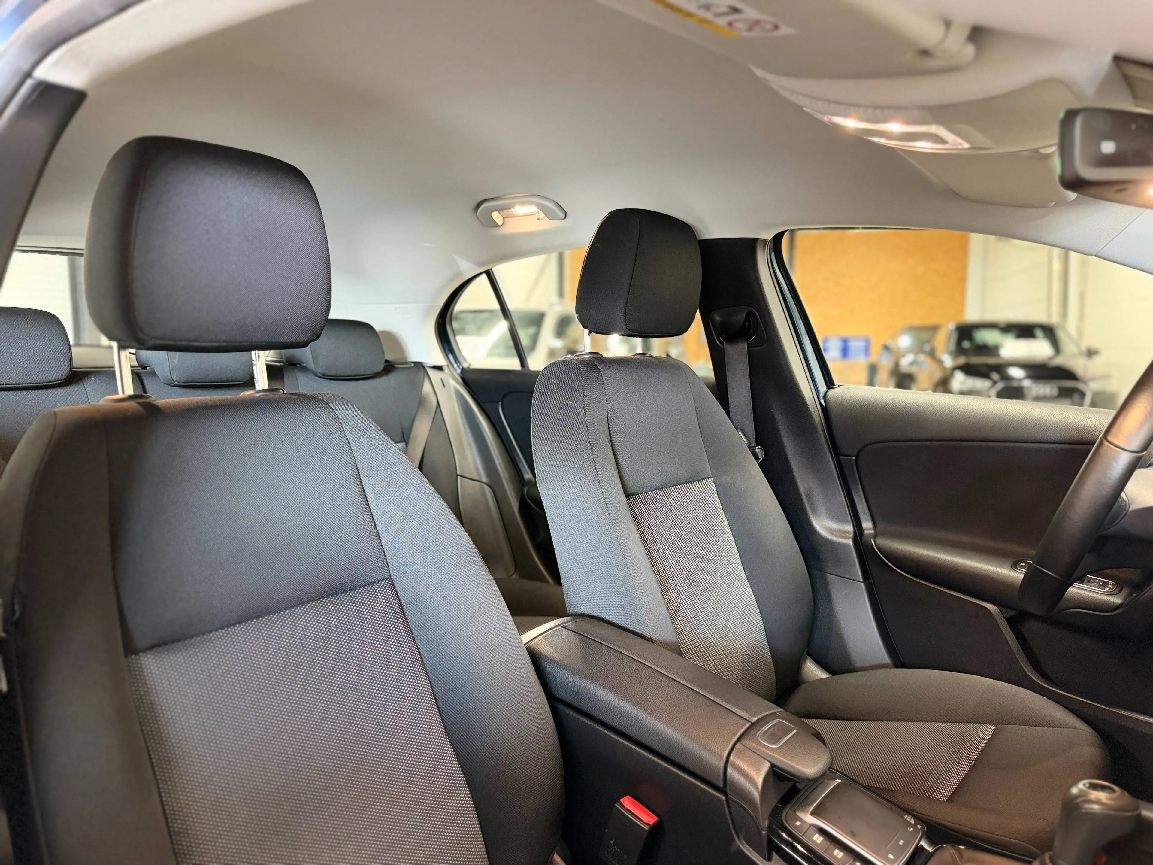 Mercedes-Benz A 180 A 180 Business Solution — photo 15