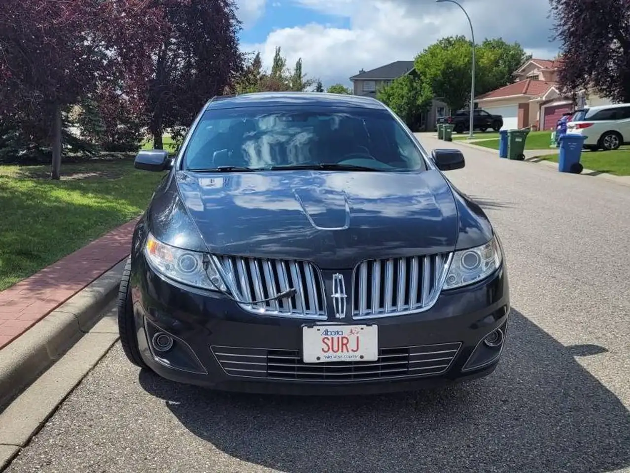 Lincoln MKS снимка Lincoln MKS