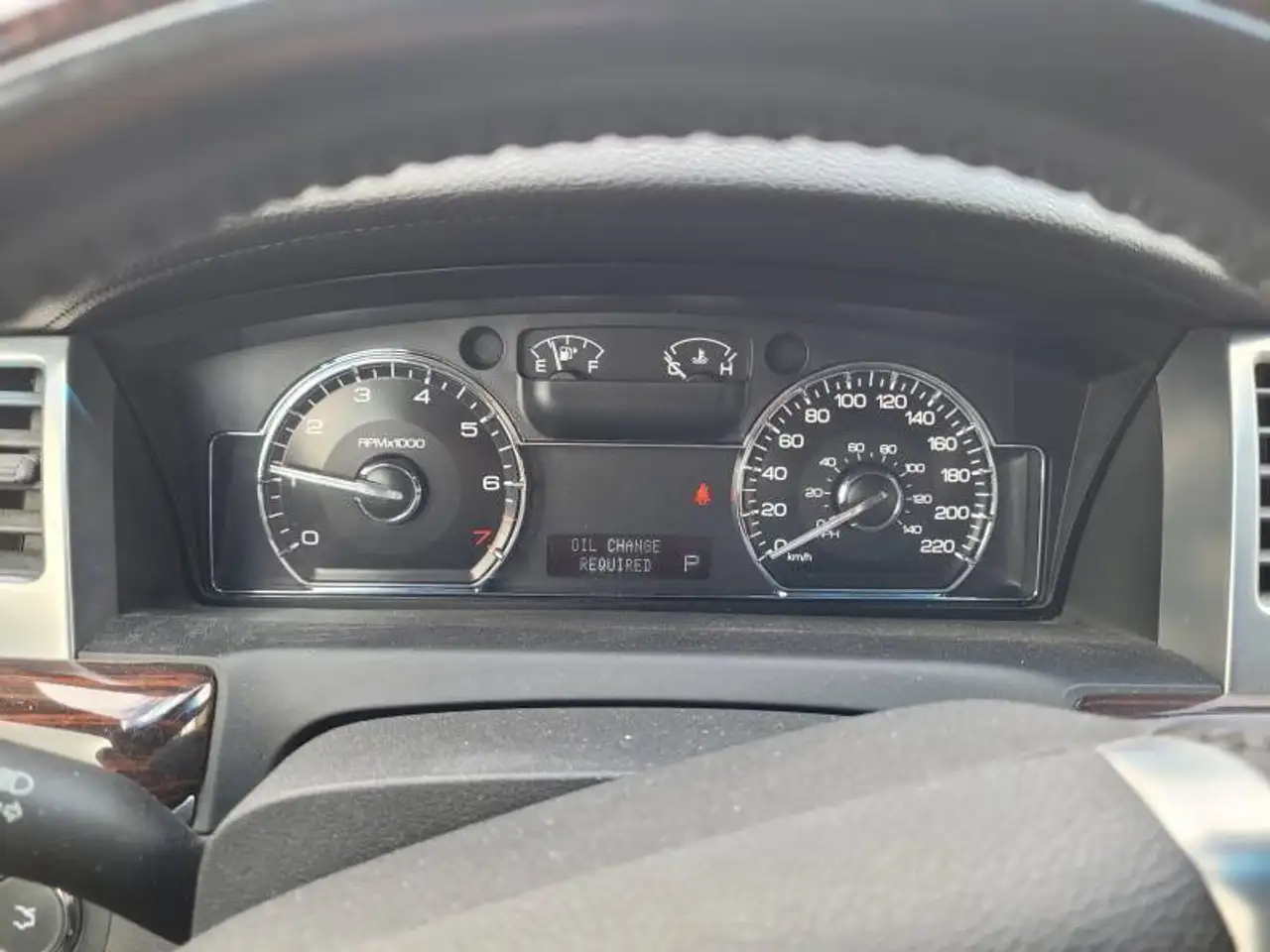 Lincoln MKS снимка Lincoln MKS