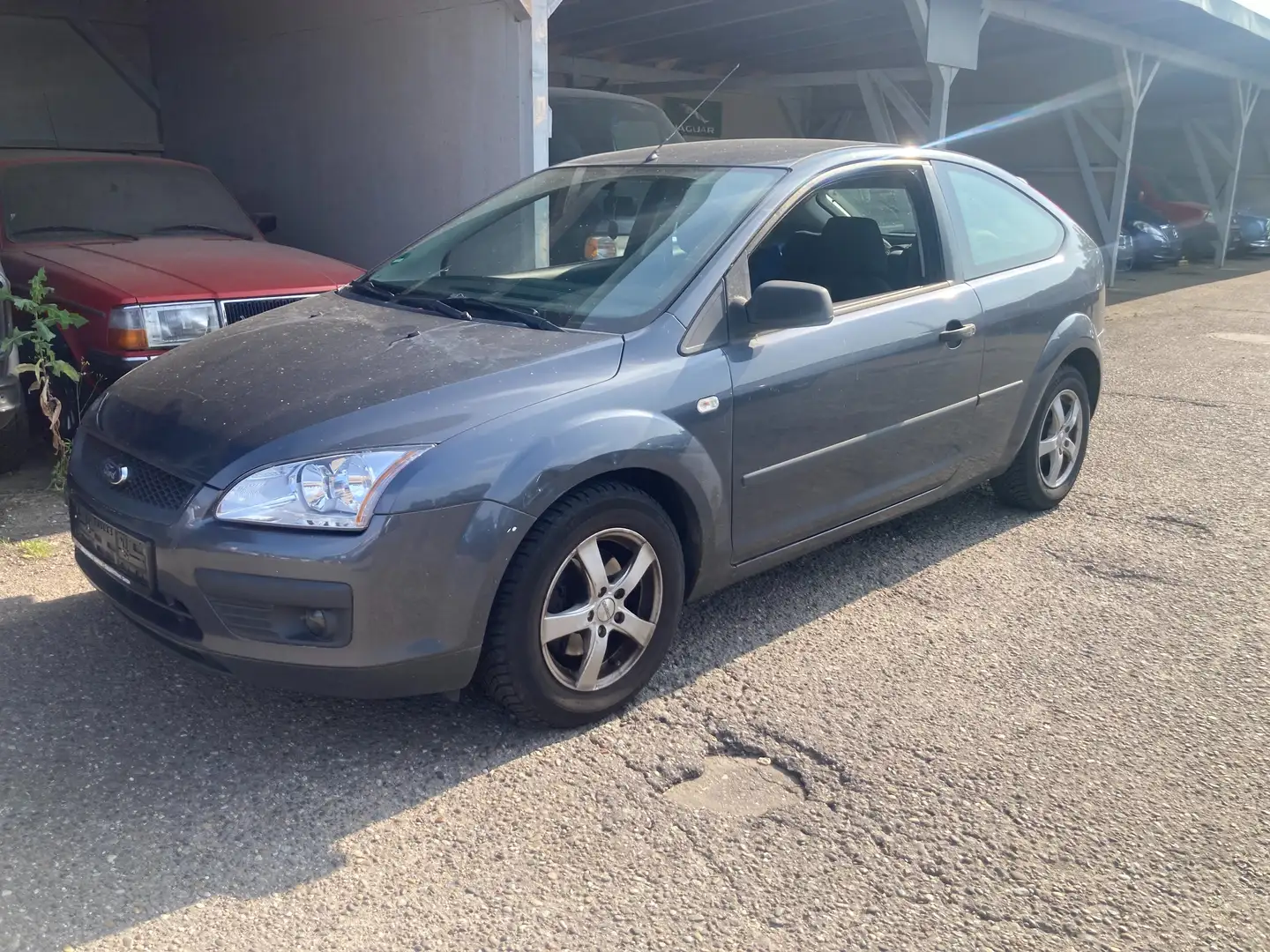 Ford Focus 1.6 Trend Klima ohne Tüv mit Mängel Gri - 1