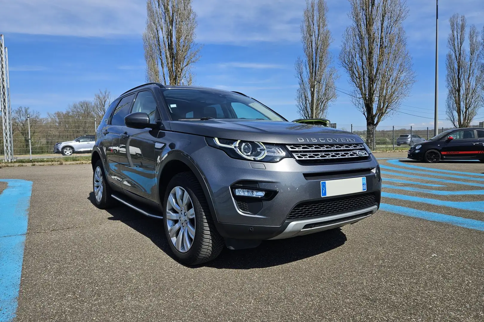 Land Rover Discovery Sport Discovery Sport 2.0 TD4 - 180 - BVA 7pl  HSE PHASE Gris - 2