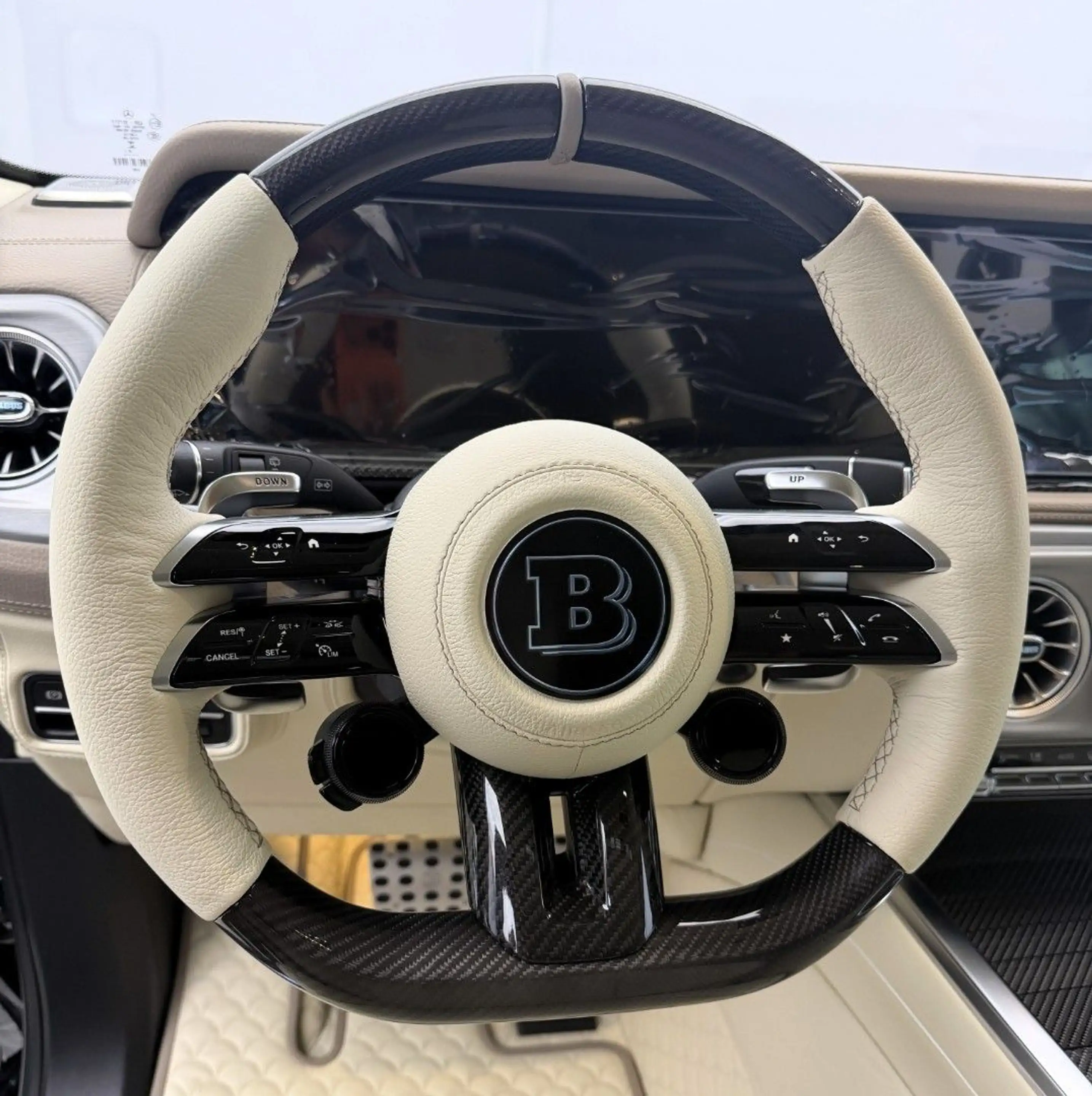 Mercedes-Benz G 63 AMG G 63 Brabus 800 Masterpiece °Oxford Sand° — photo 9