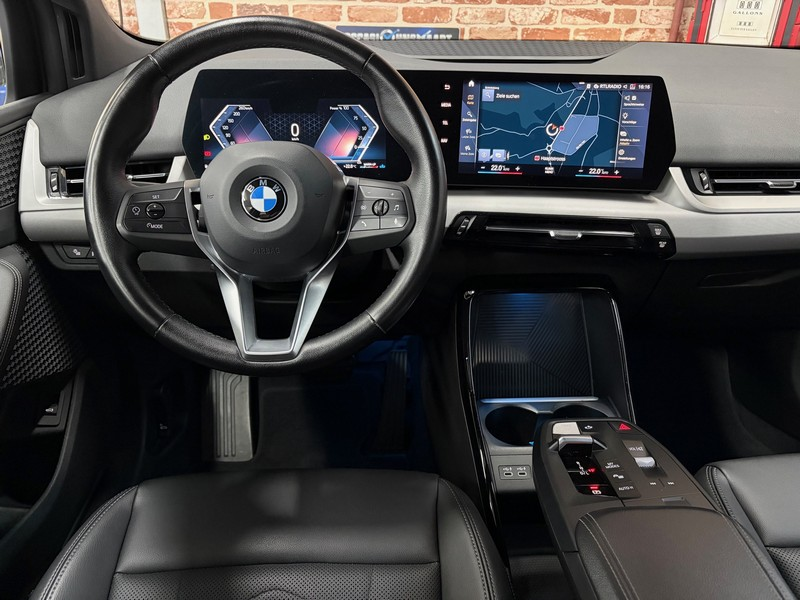 BMW 218 218dA Active Tourer 2.0 150cv Auto Cuir/AttRem/Na — photo 4