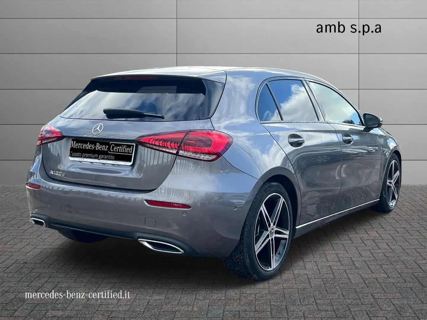 Mercedes-Benz A 180 A 180 d Automatic Sport Gris - 2