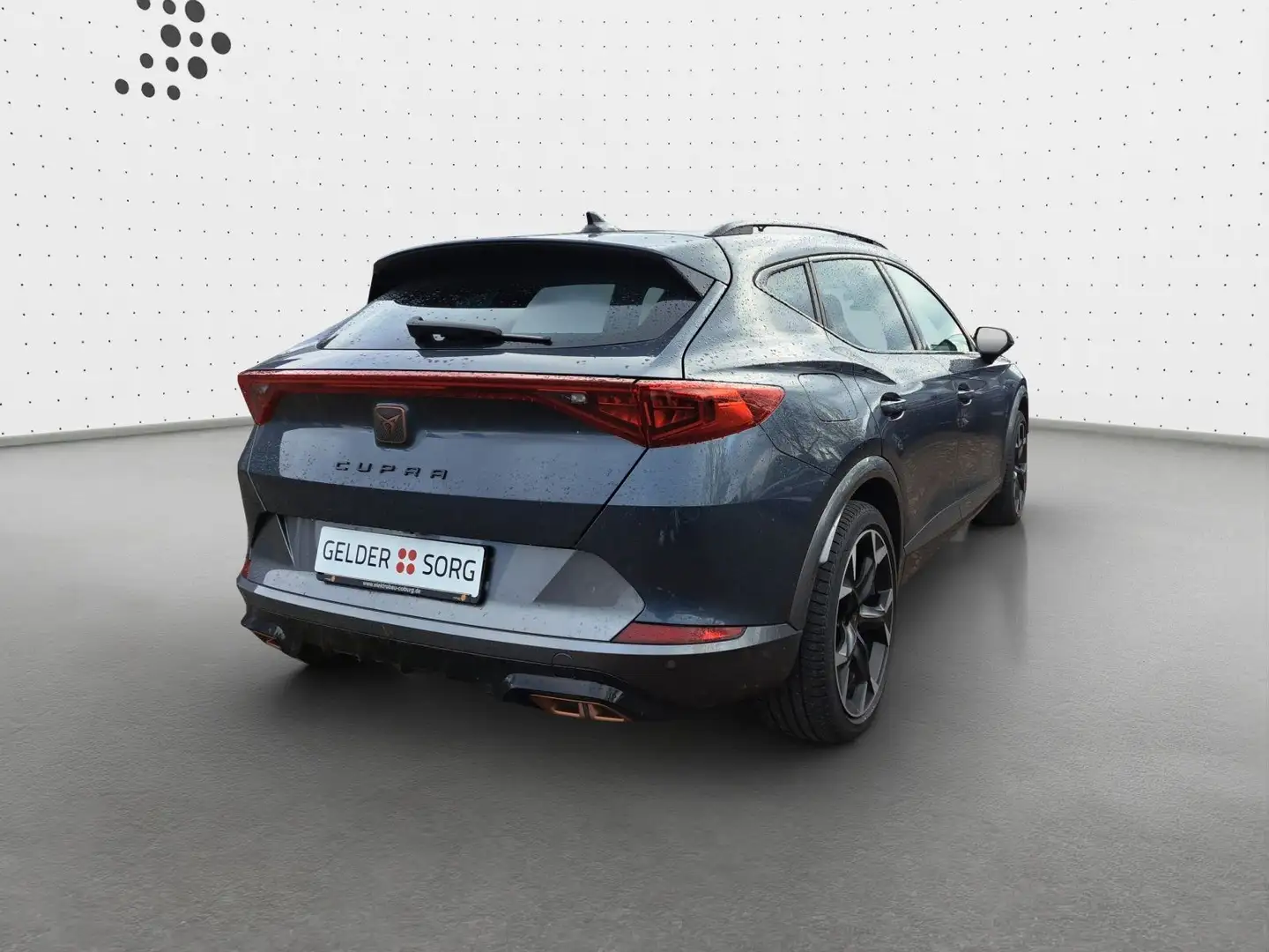 CUPRA Formentor 1.4 eTSI AHK*LED*RFK*Pano*Navigation Grijs - 2