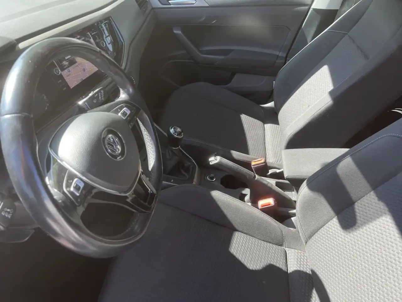 Volkswagen Polo Citadine 5 portes — photo 5