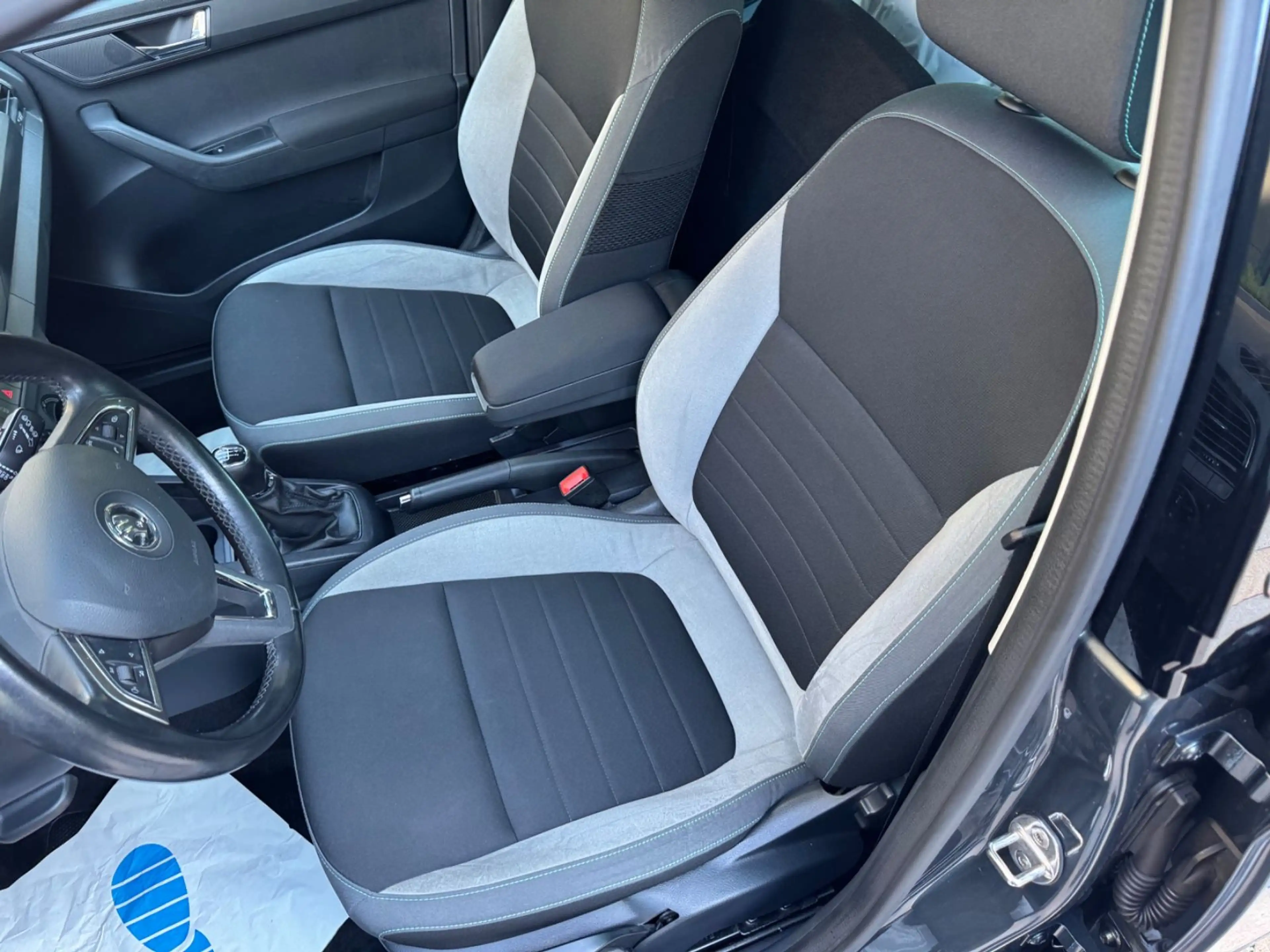 Skoda Fabia 1.2 TSI Joy Tüv u. Insp. neu !!!! Garntie — photo 14