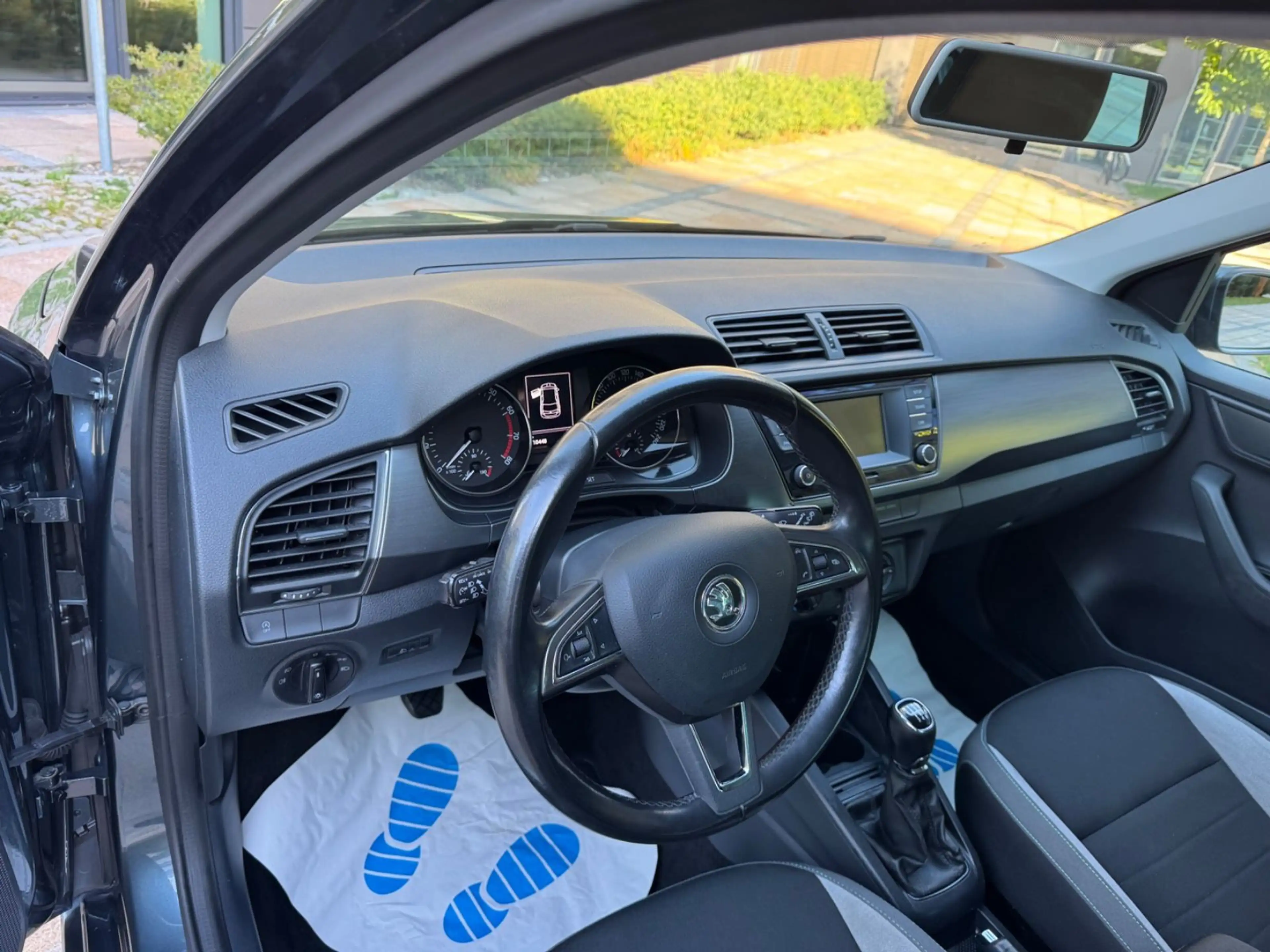 Skoda Fabia 1.2 TSI Joy Tüv u. Insp. neu !!!! Garntie — photo 13