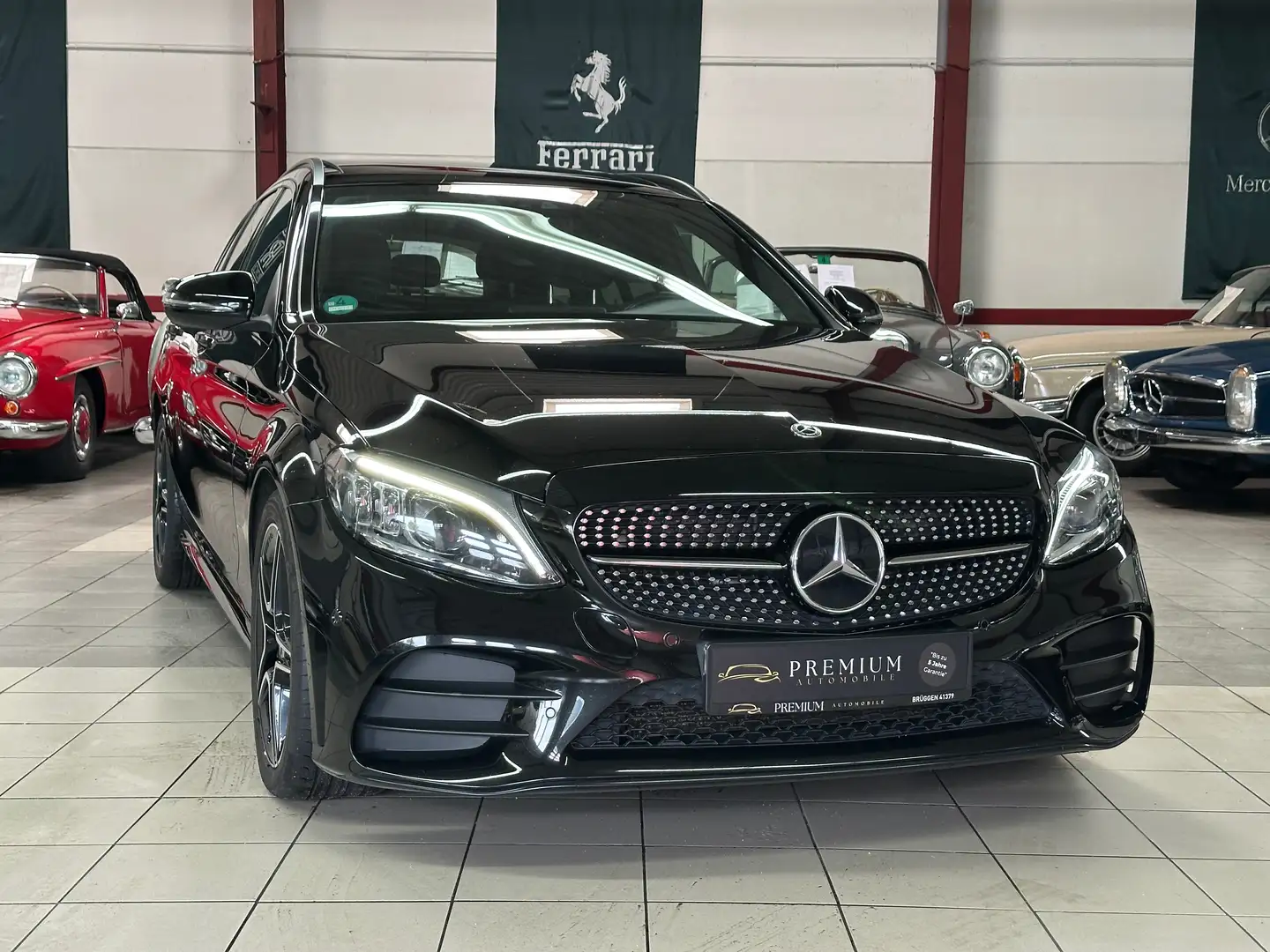 Mercedes-Benz C 300 d T 9G-TRONIC Exclusive Schwarz - 1