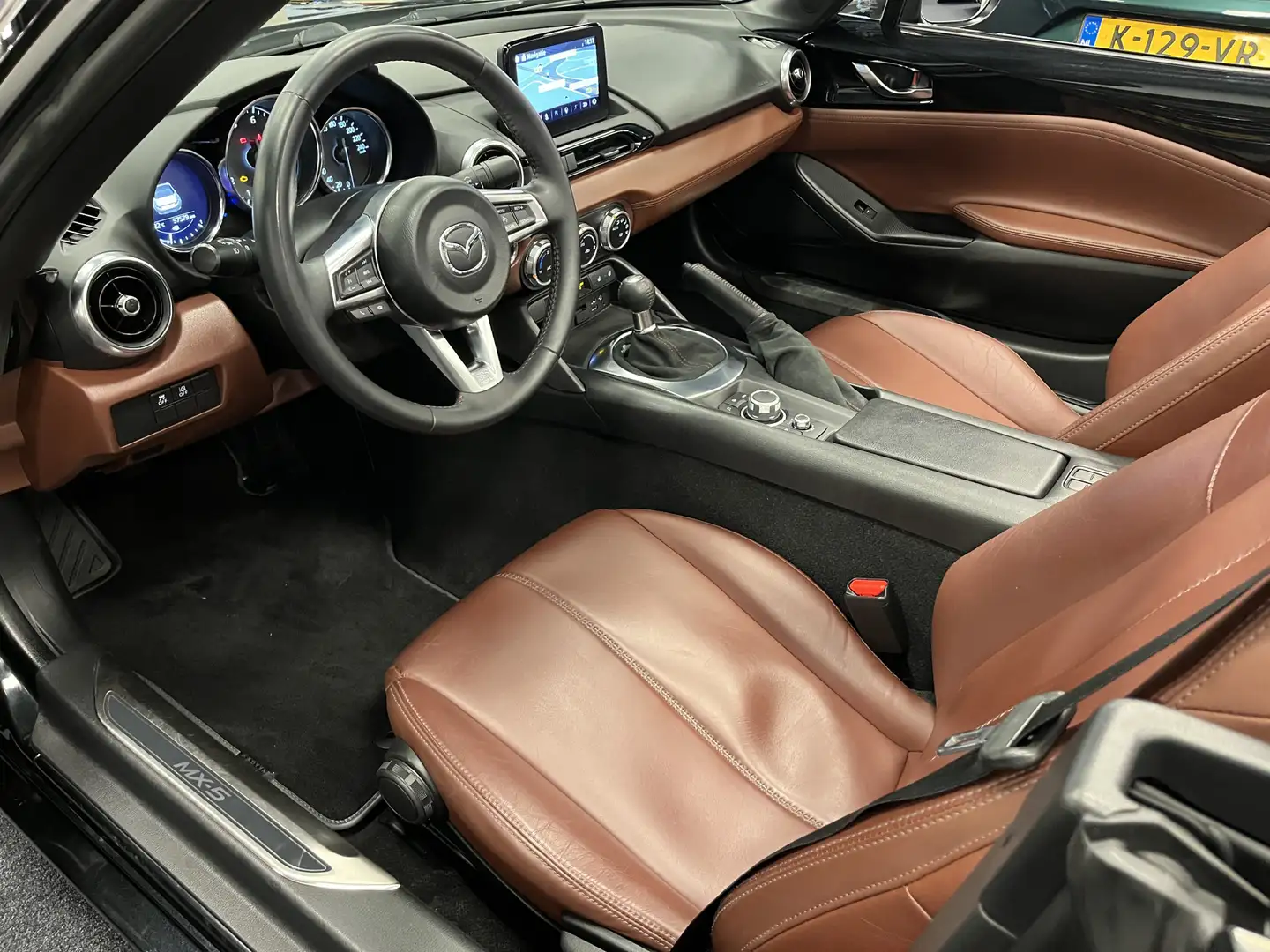 Mazda MX-5 ND Roadster 1.5 SkyActiv-G 132PK GT-M Bose Leder C Noir - 2