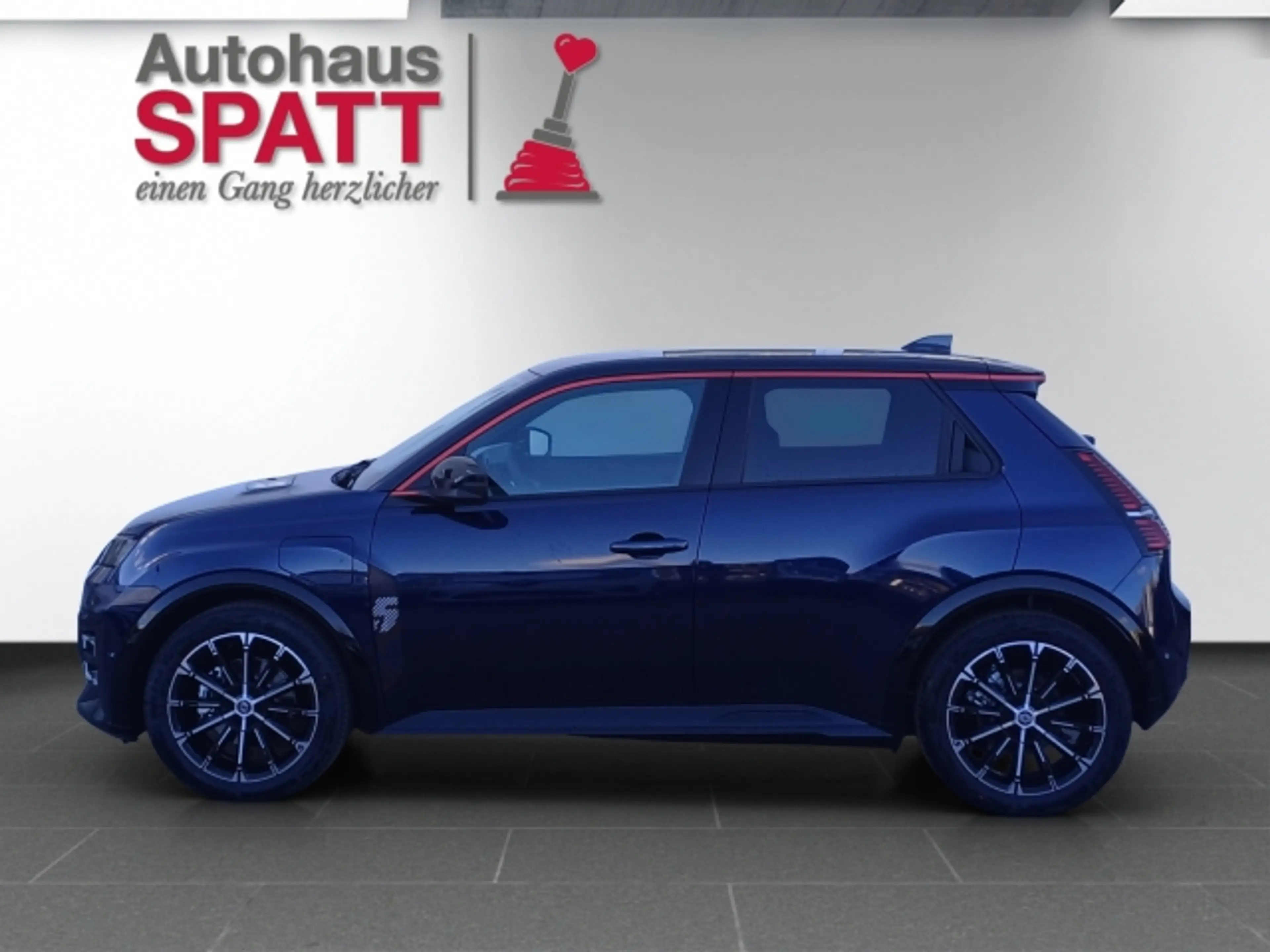 Renault R 5 E-TECH ELECTRIC Iconic Five 150 PS comfort range — photo 2
