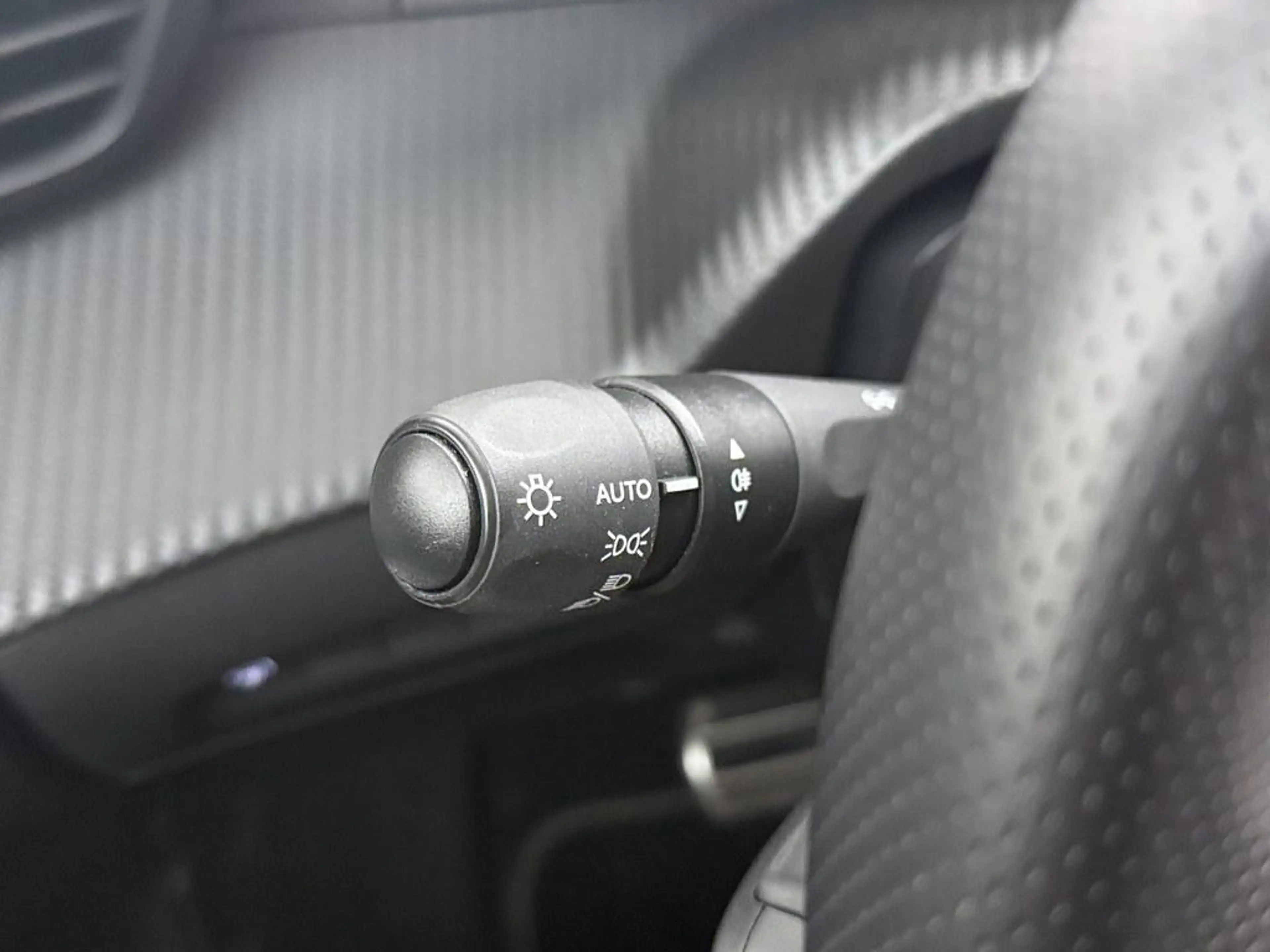 Peugeot 2008 1.2 Hybrid 145 GT 360.Camera/Ad.Cruise/Led.Matrix/ — photo 9