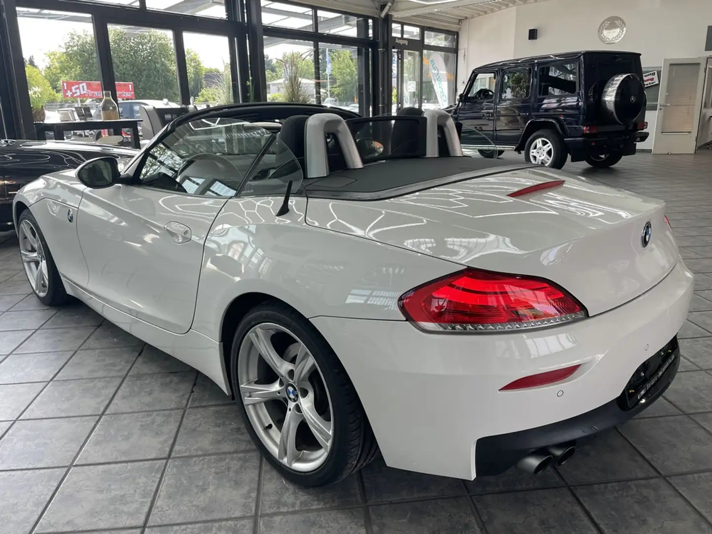 BMW Z4 Roadster 20i sDrive M-Paket, 1.Hand, Leder Weiß - 2