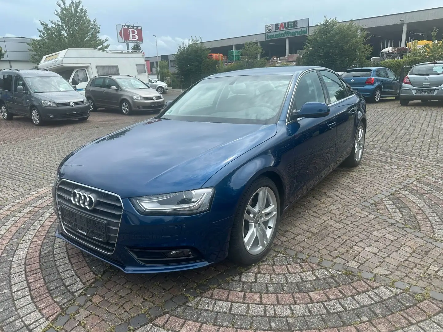 Audi A4 Lim. Ambition quattro Xenon,Standheizung,AHK Azul - 1