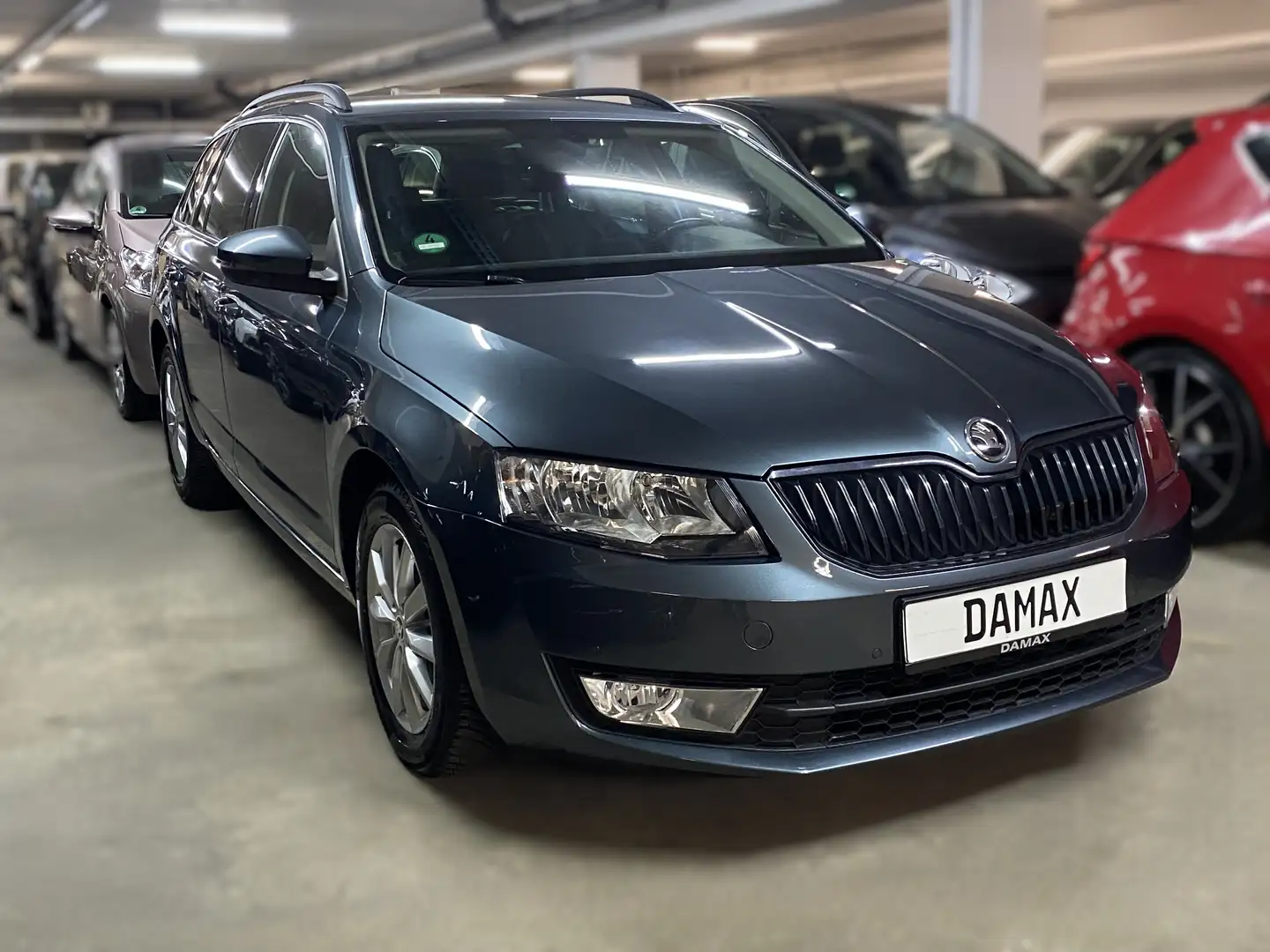 Skoda Octavia Style*AUTOMATIK*NAVI*TEILLEDER Grau - 2