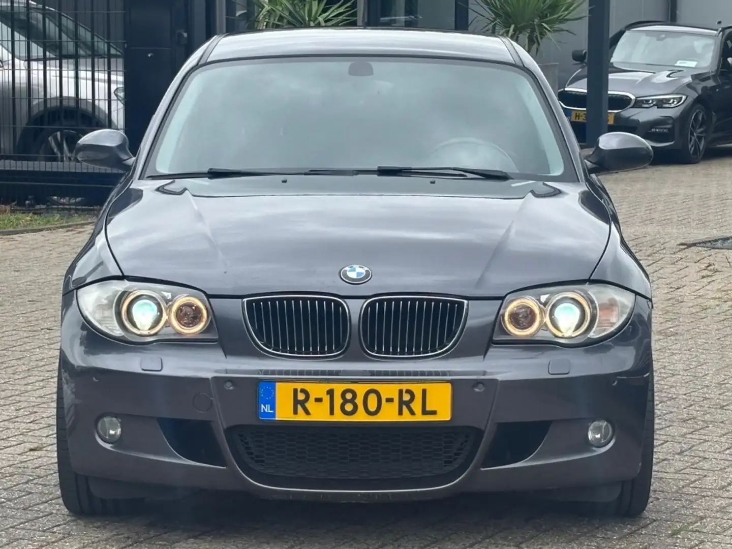 BMW 118 1-serie 118i Sport Automaat 2007 Xenon Grijs - 2