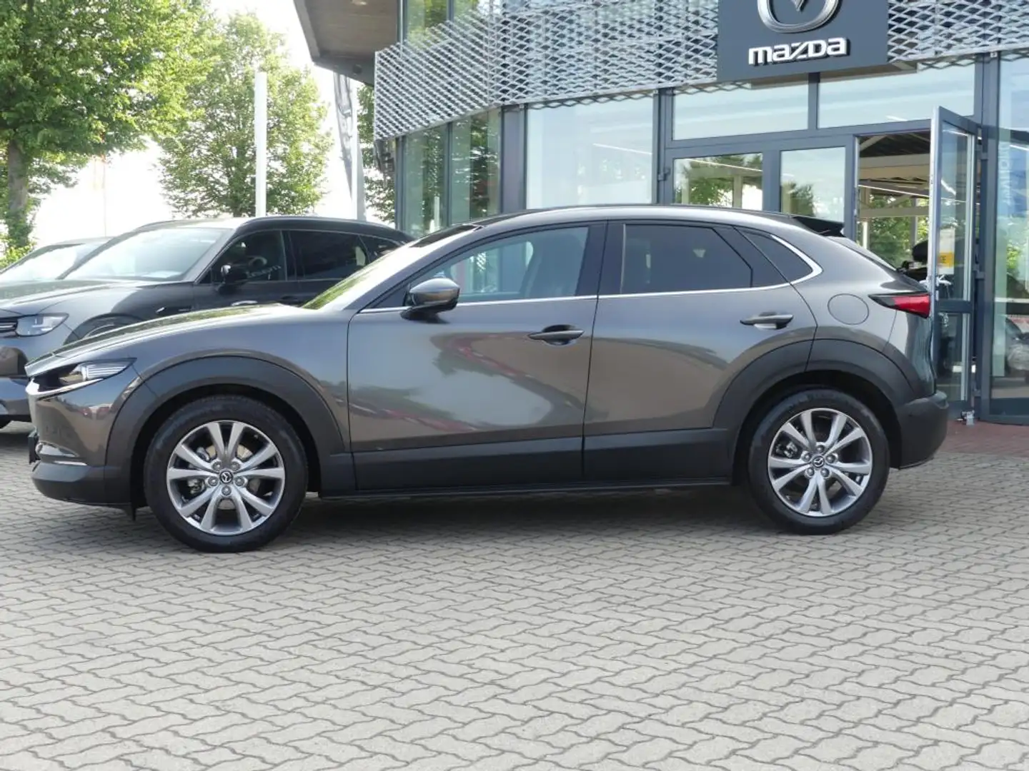 Mazda CX-30 SKYACTIV-G 2.0 150PS M Hybrid 6AG AL-SELECTION A18 Grijs - 2