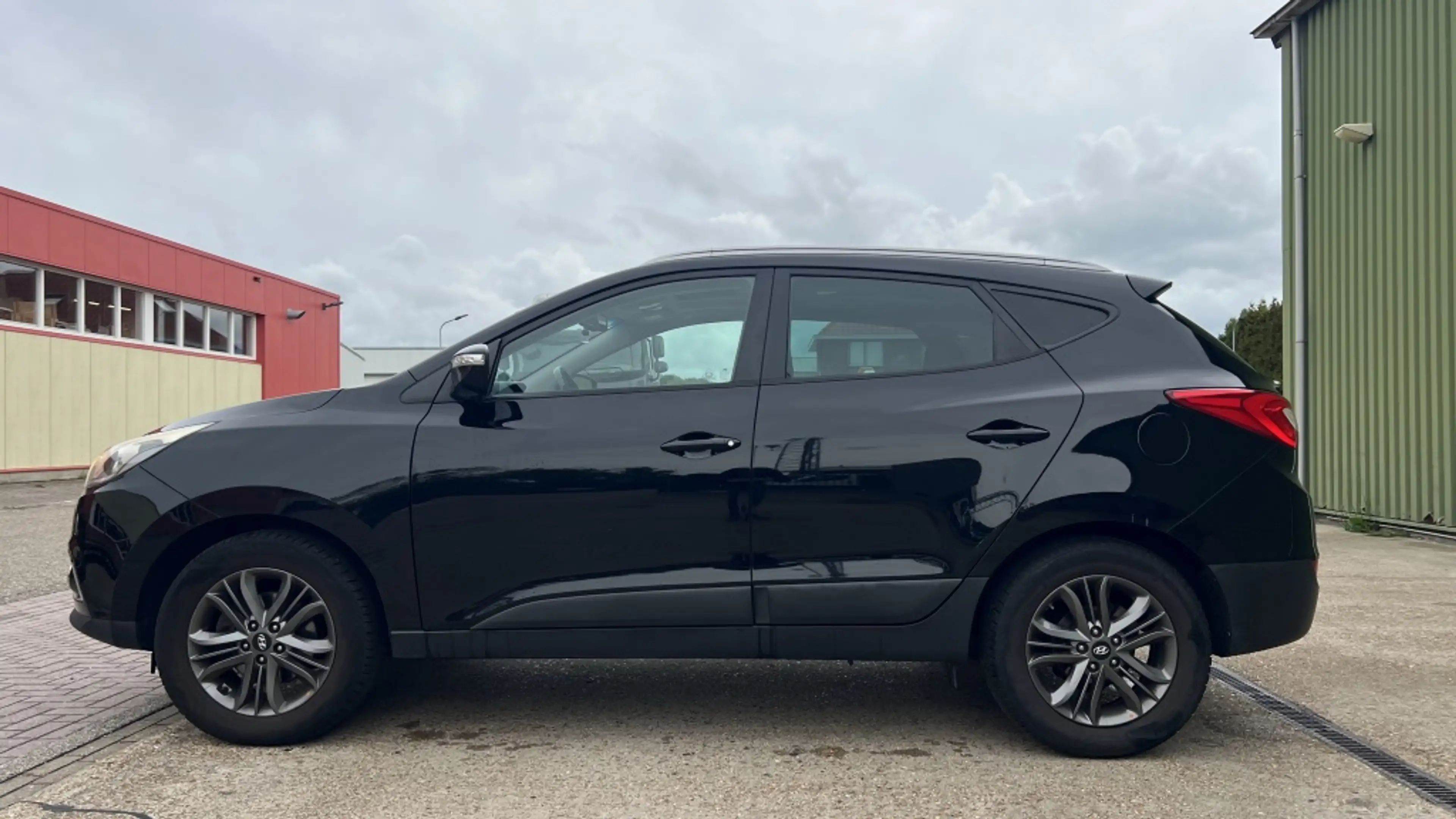 Hyundai iX35 1.6i GDI i-Catcher — photo 8