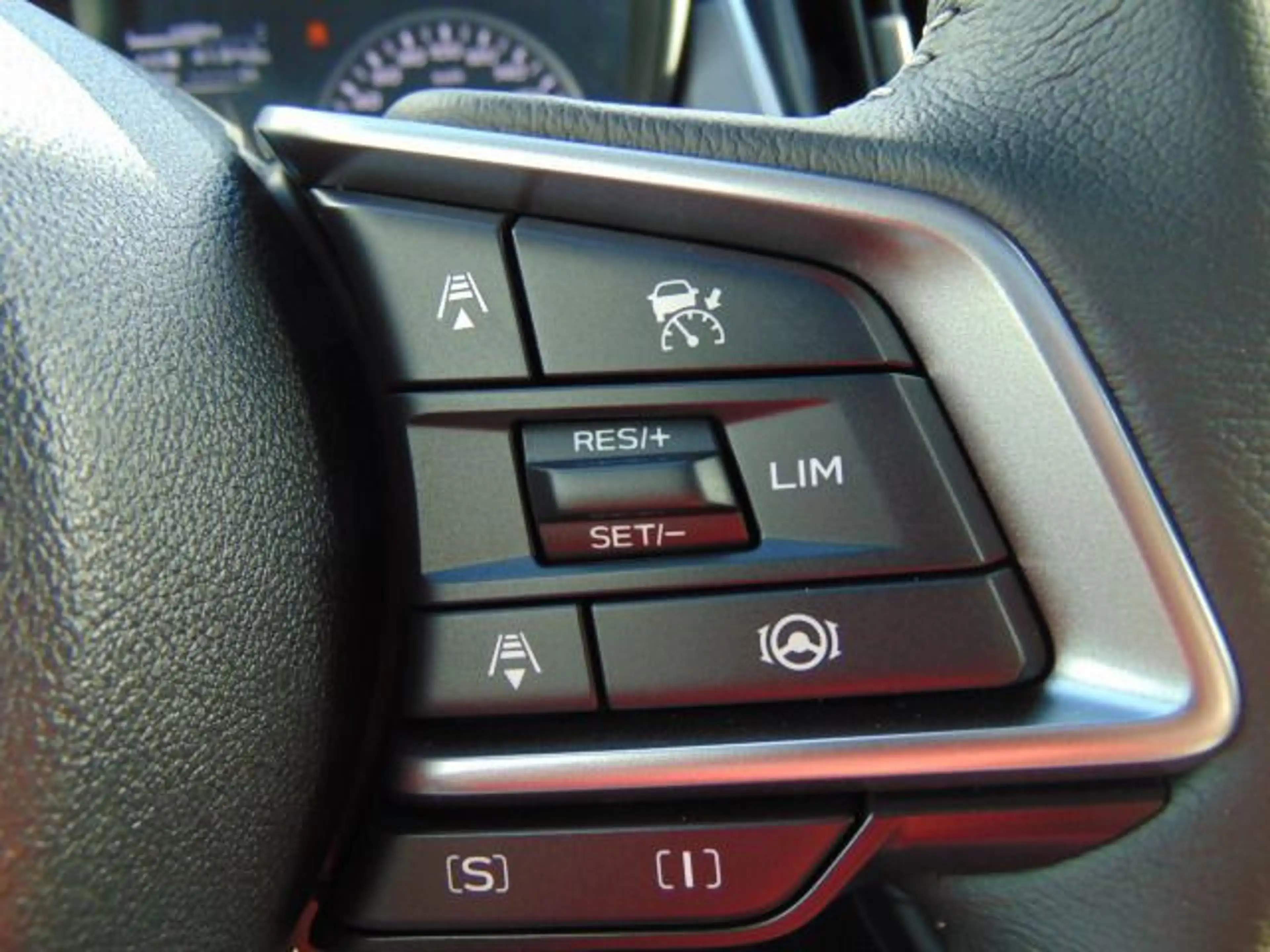Subaru Crosstrek 2.0ie e-BOXER Platinum Lineart, Leder — photo 14