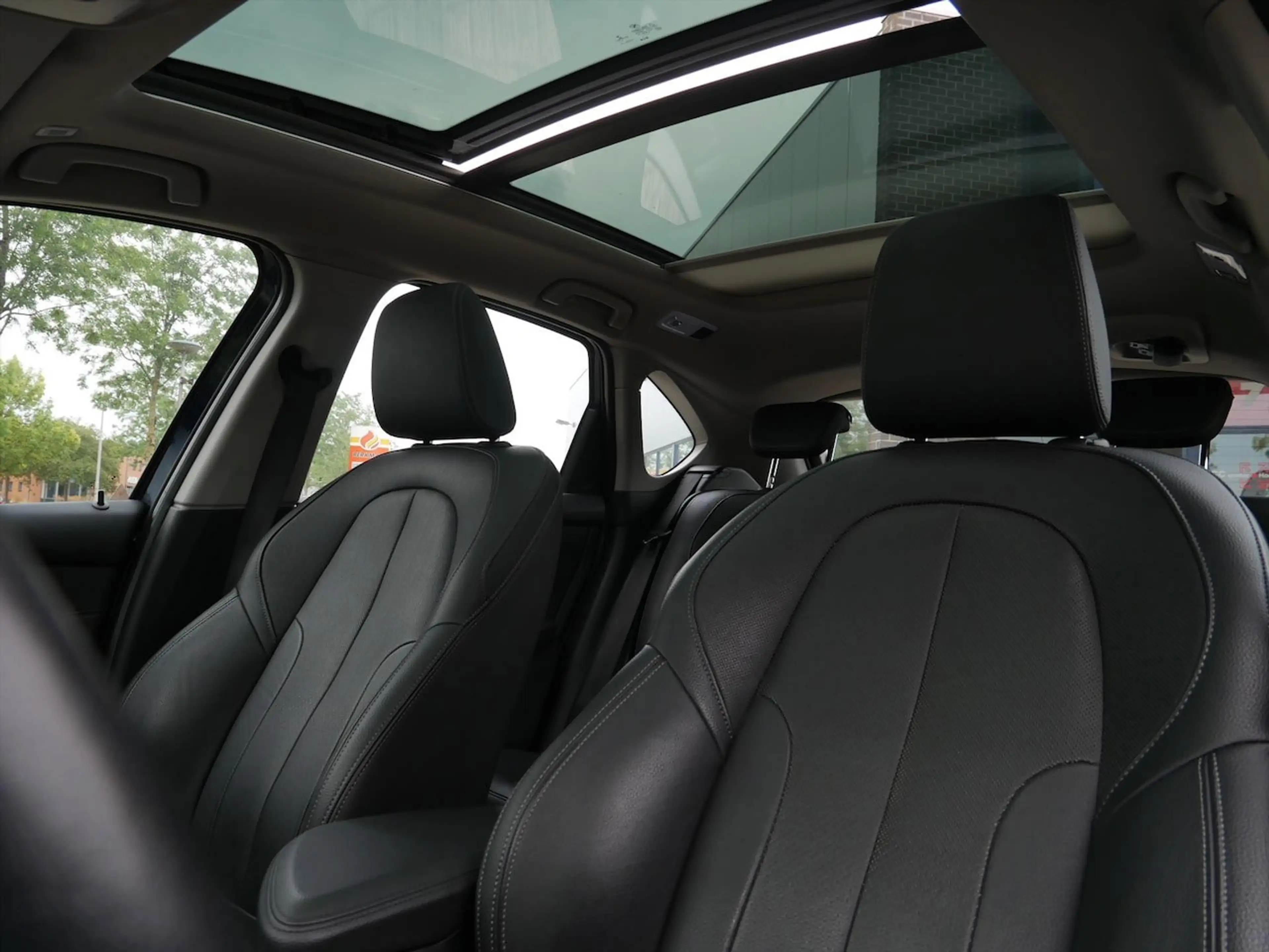 BMW 218 2-serie Active Tourer 218i High Executive Edition — photo 9