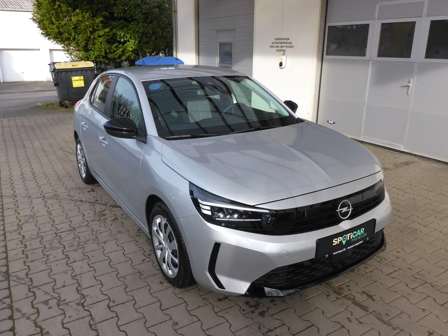 Opel Corsa Silber - 2