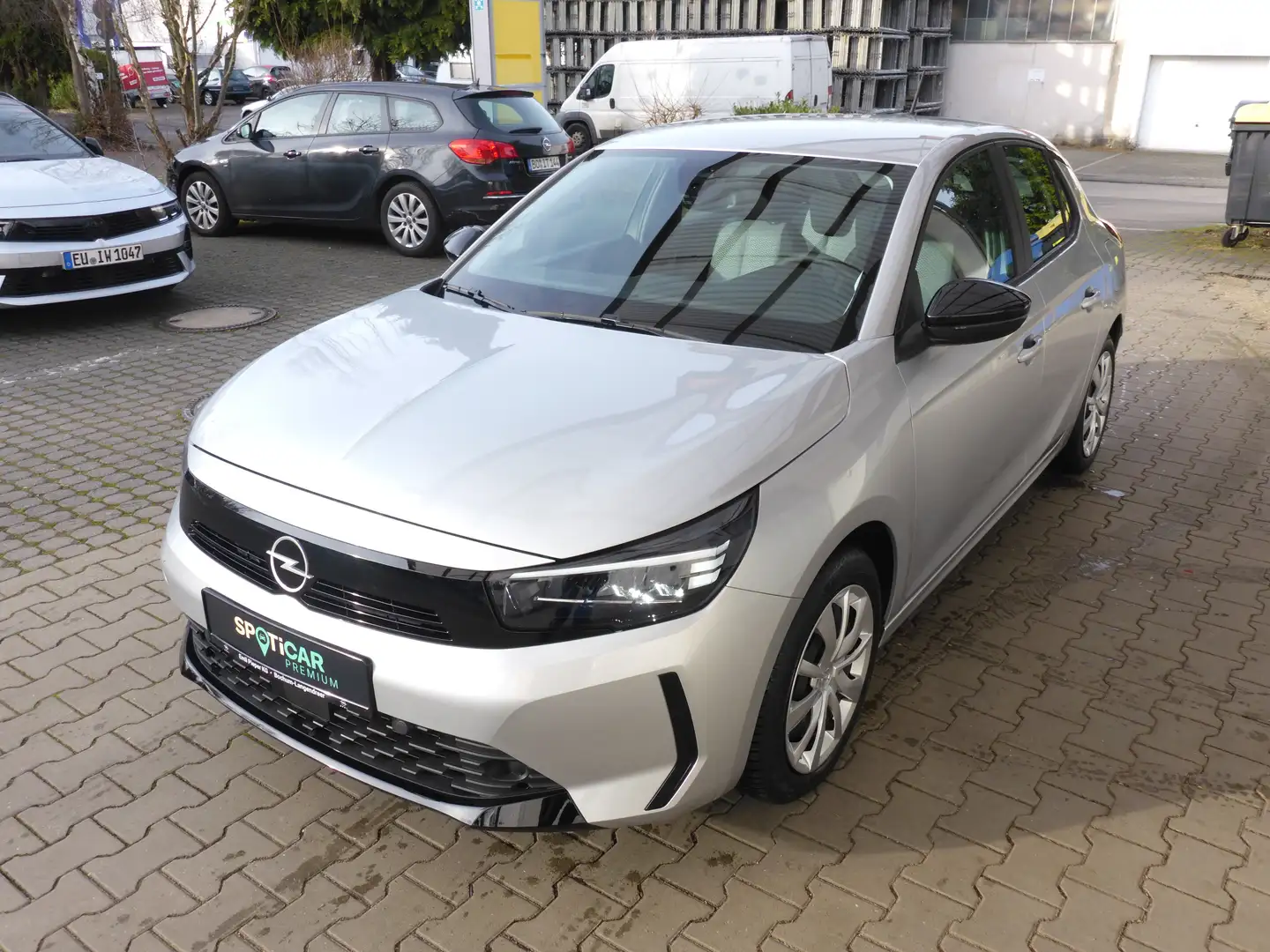 Opel Corsa Silber - 1