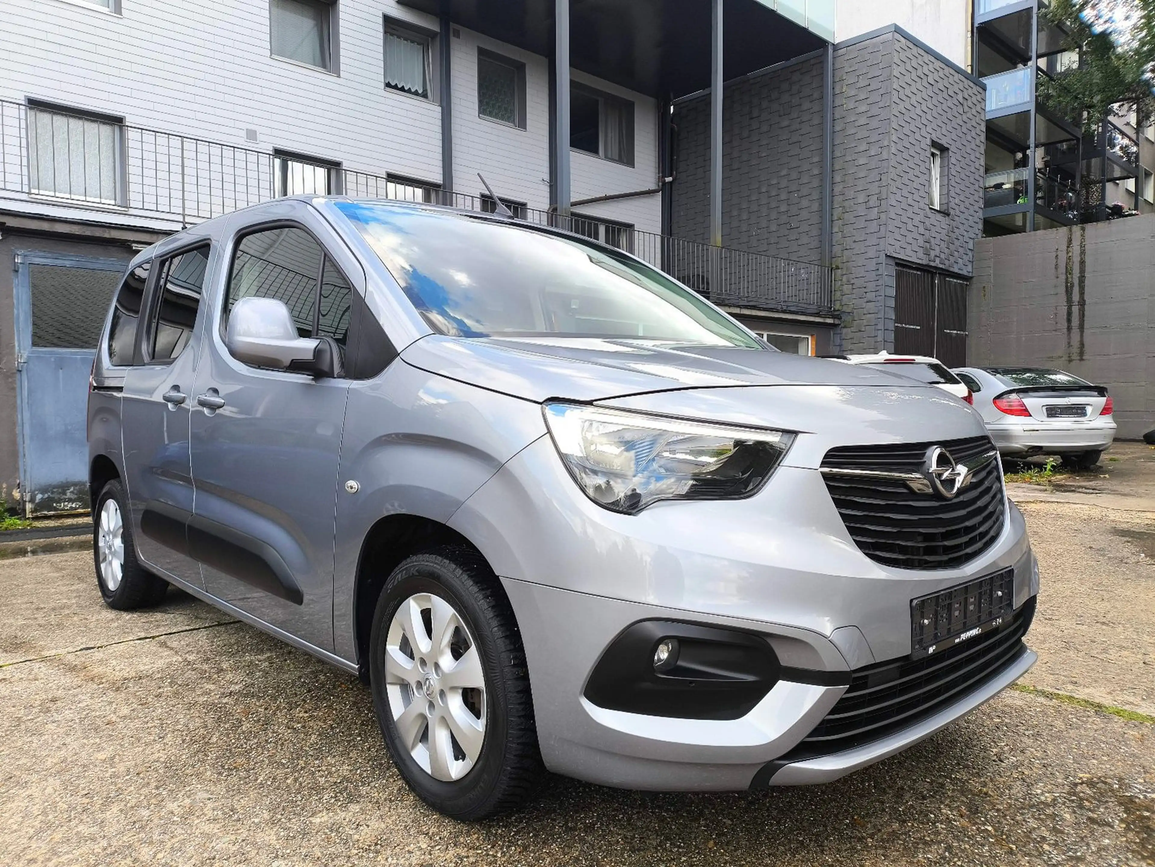 Opel Combo Life Kamera*navi*AHK * — photo 9