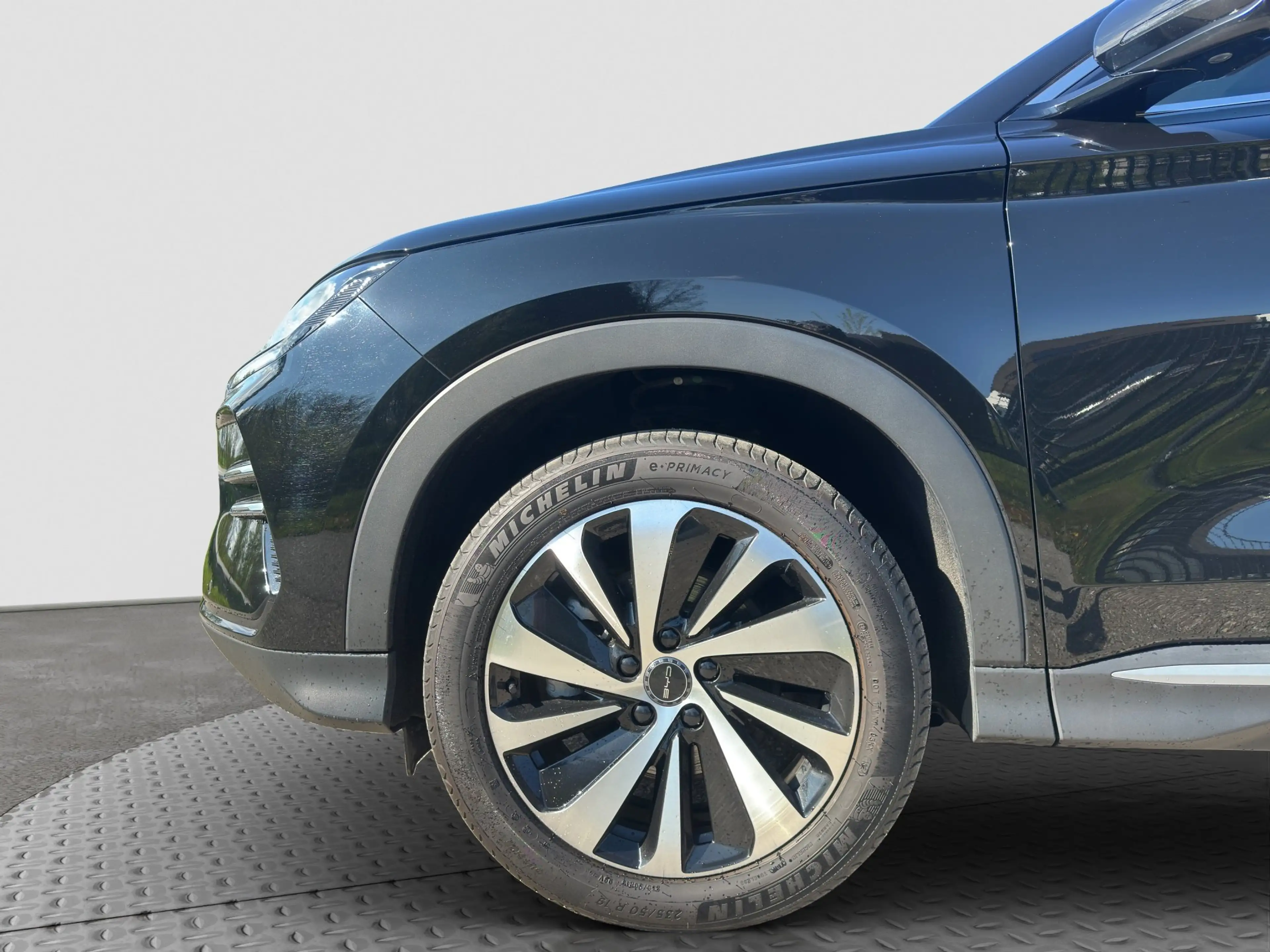 BYD Seal -U — photo 15