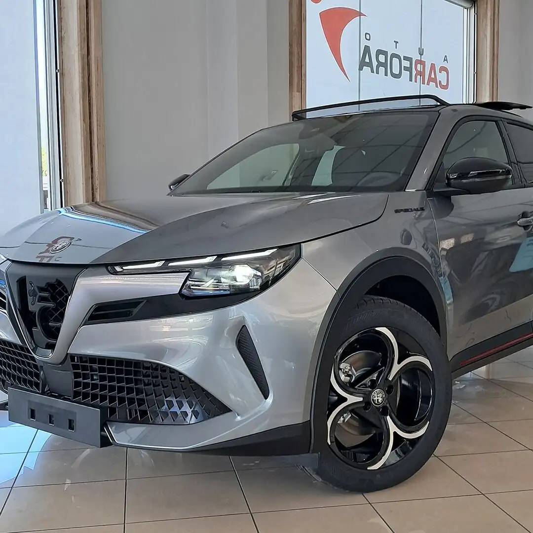 Alfa Romeo Junior Junior 1.2 136 CV Hybrid eDCT6 Speciale tetto Apri Grigio - 2