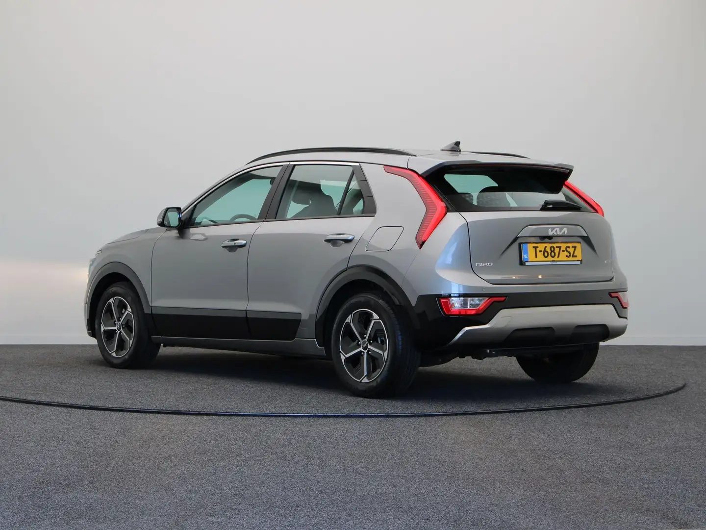 Kia Niro 1.6 GDi Hybrid DynamicLine | Apple Carplay & Andro Grijs - 2