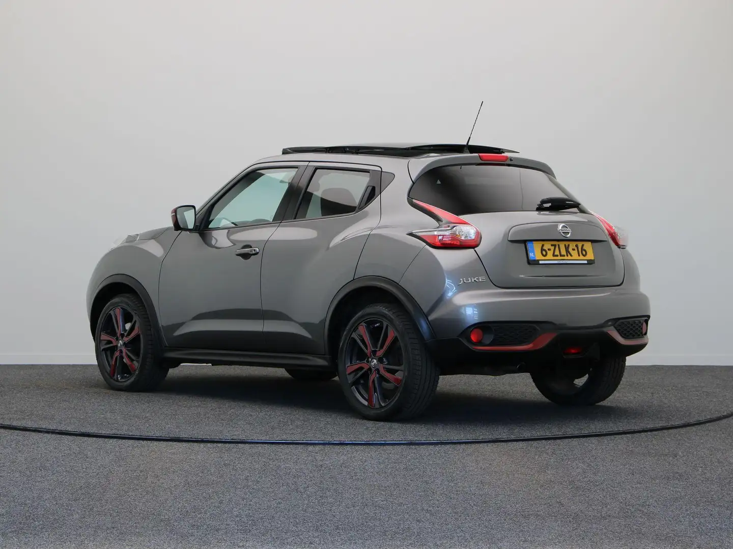 Nissan Juke 1.2 DIG-T S/S Tekna | Eerste Eigenaar | Dealeronde Gris - 2