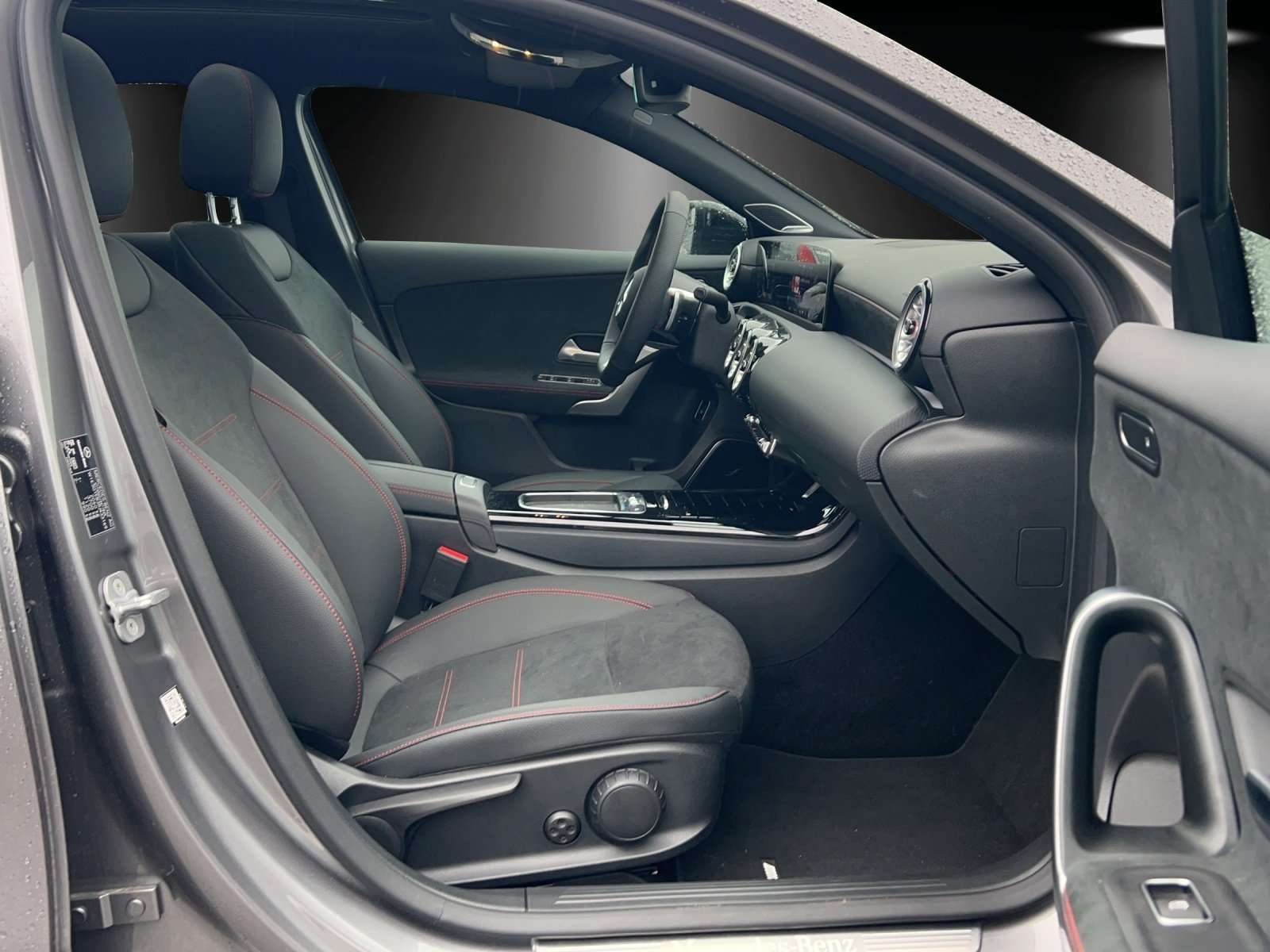 Mercedes-Benz A 220