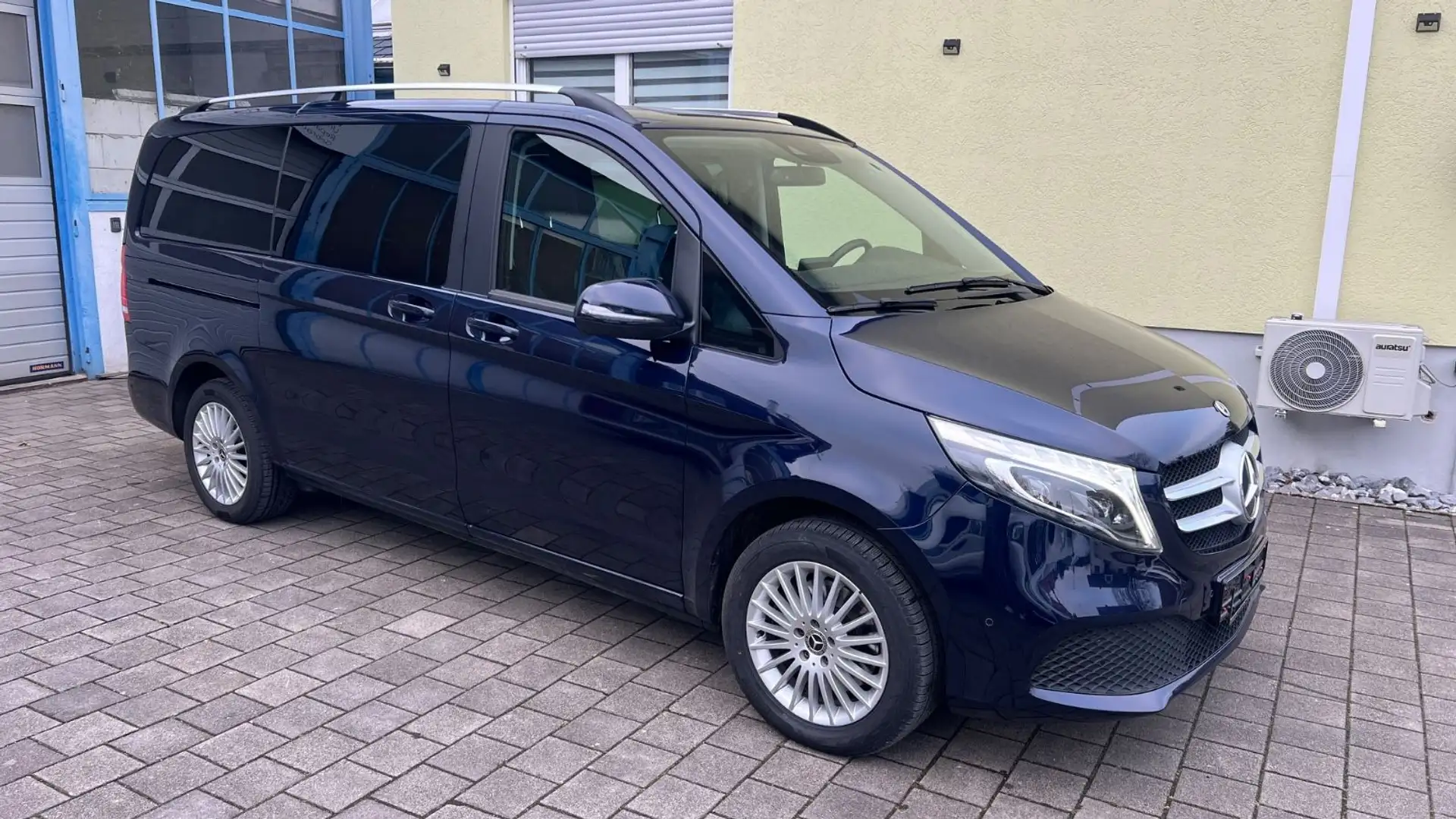 Mercedes-Benz V 220 V220d  EDITION 4MATIC lang/ DISTR/TOTW./SPUR Azul - 2