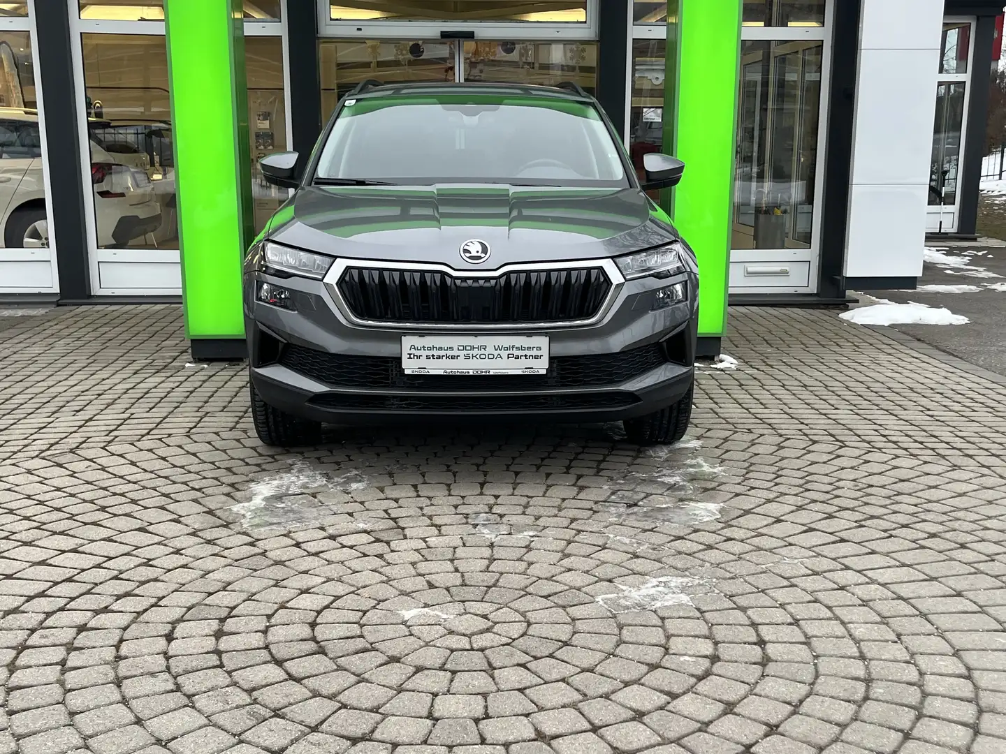 Skoda Karoq Drive 4x4 Gris - 2
