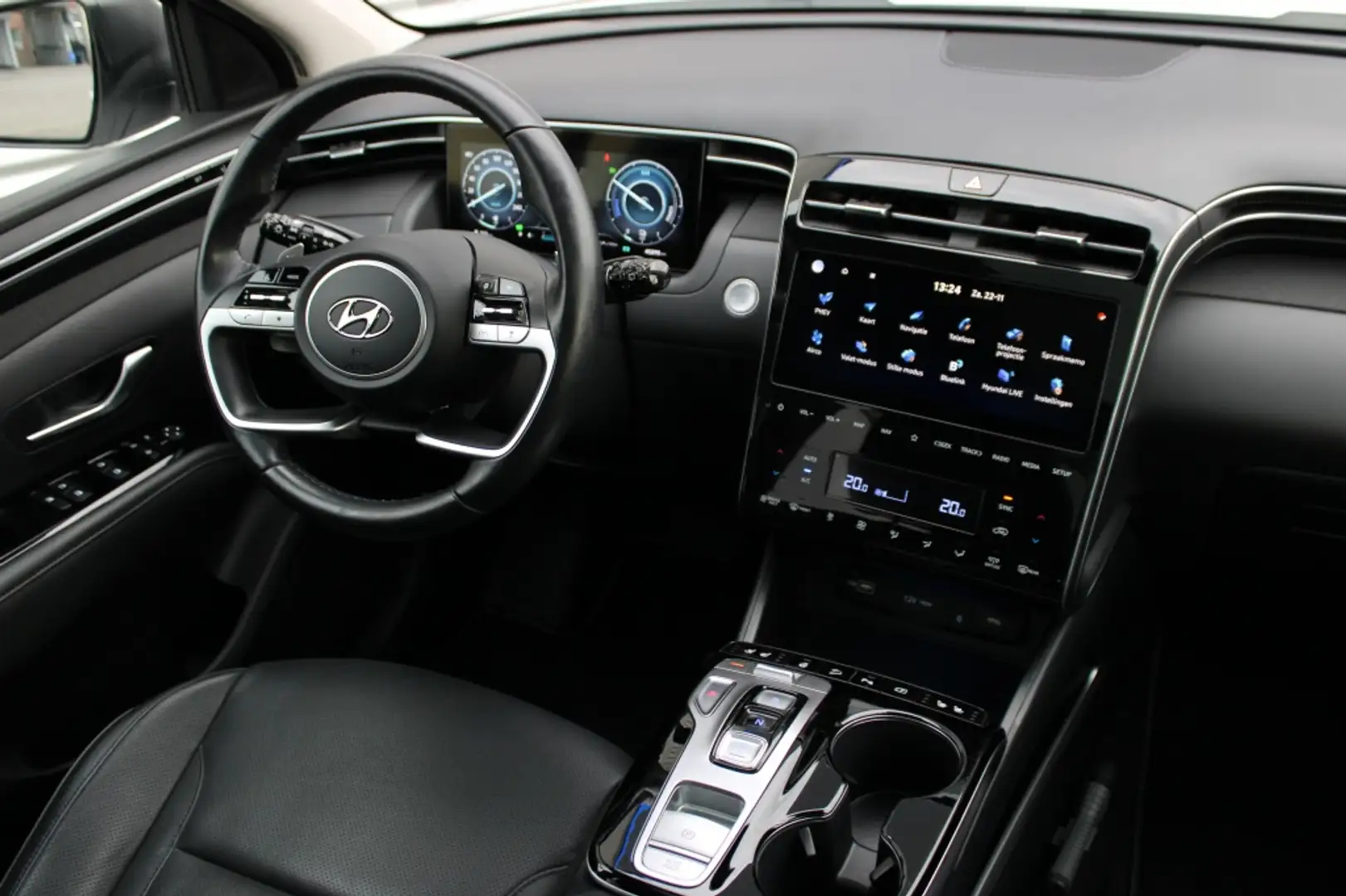 Hyundai TUCSON 1.6 T-GDI PHEV Premium Sky | Org. NL | Pano | 19 I Blanc - 2