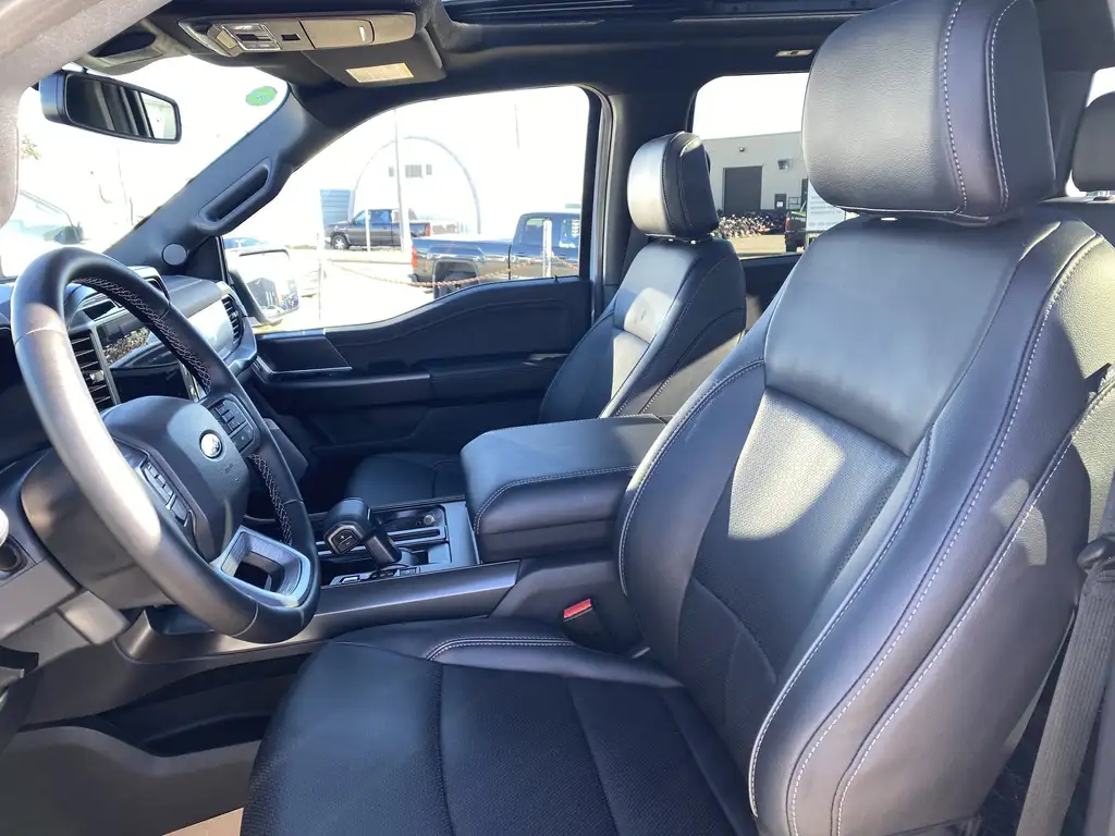 2025 Ford F-150 Lariat SuperCrew 145 | 4X4 | 360 Cam | Remote Star — photo 7